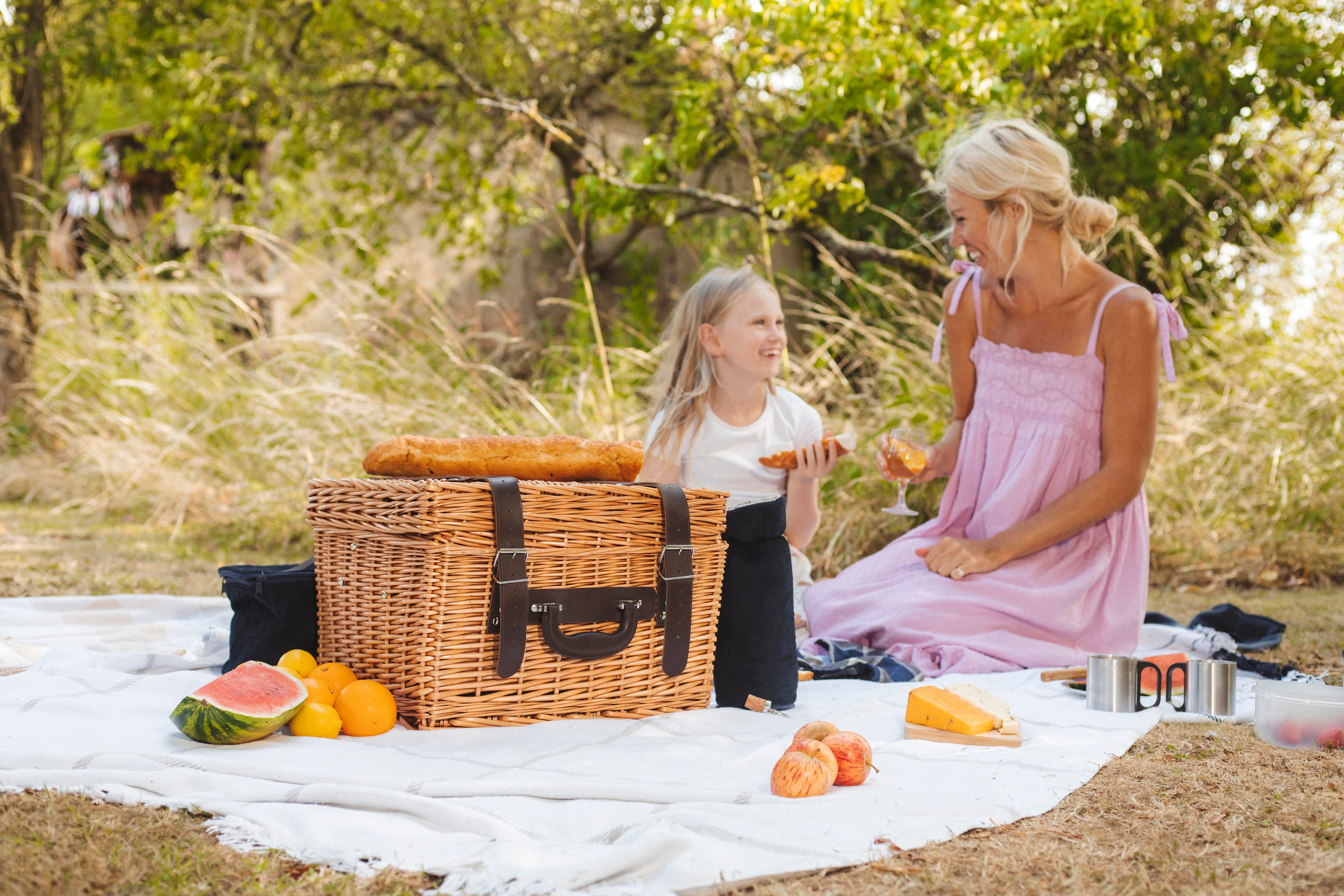 Canterbury Picnic Basket