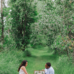 Lemongrove Picnic Basket for 2 - Bees & Lemons