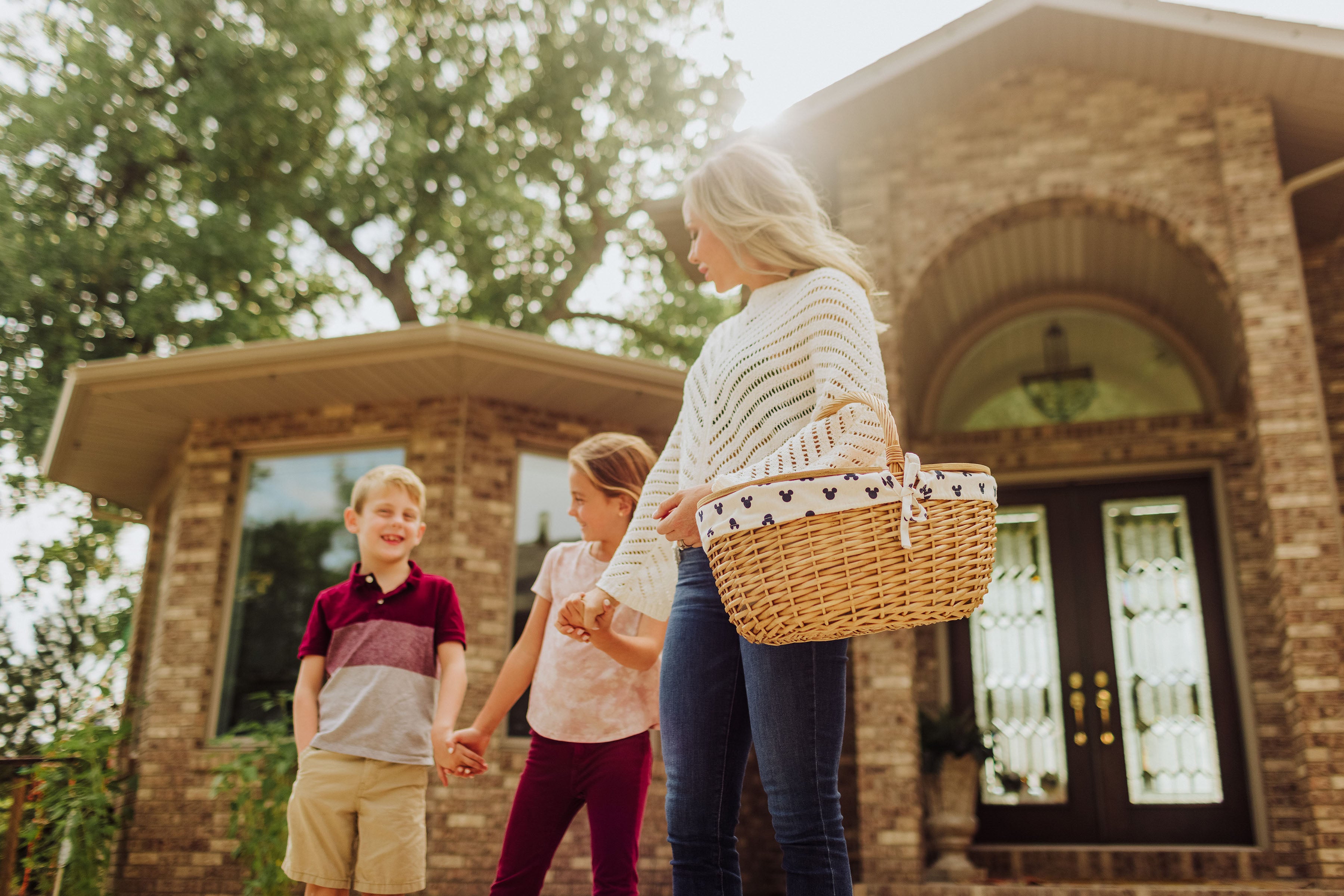 Mickey Mouse Silhouette - Country Picnic Basket