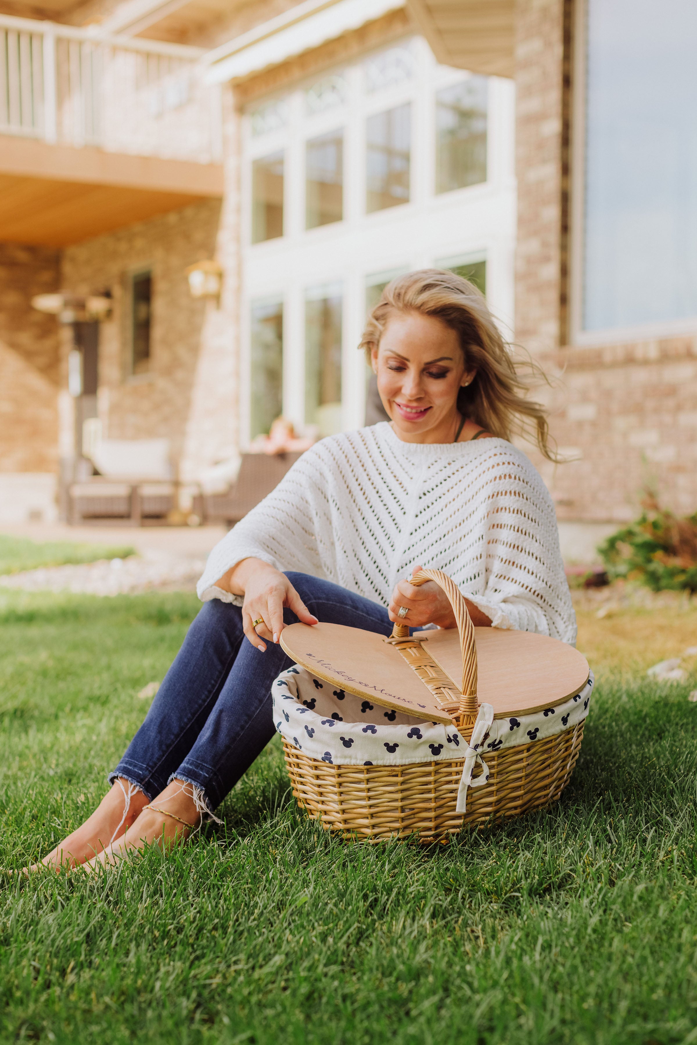 Mickey Mouse Silhouette - Country Picnic Basket