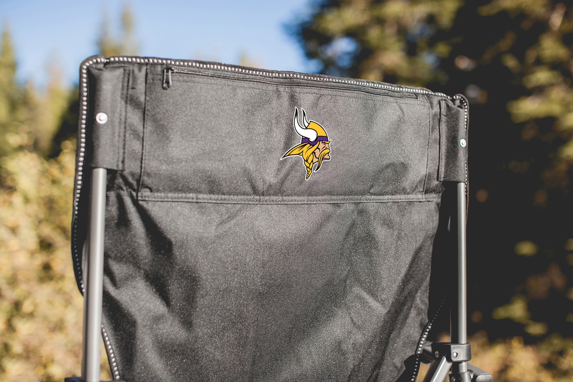 Minnesota Vikings Logo - Big Bear XXL Camping Chair with Cooler