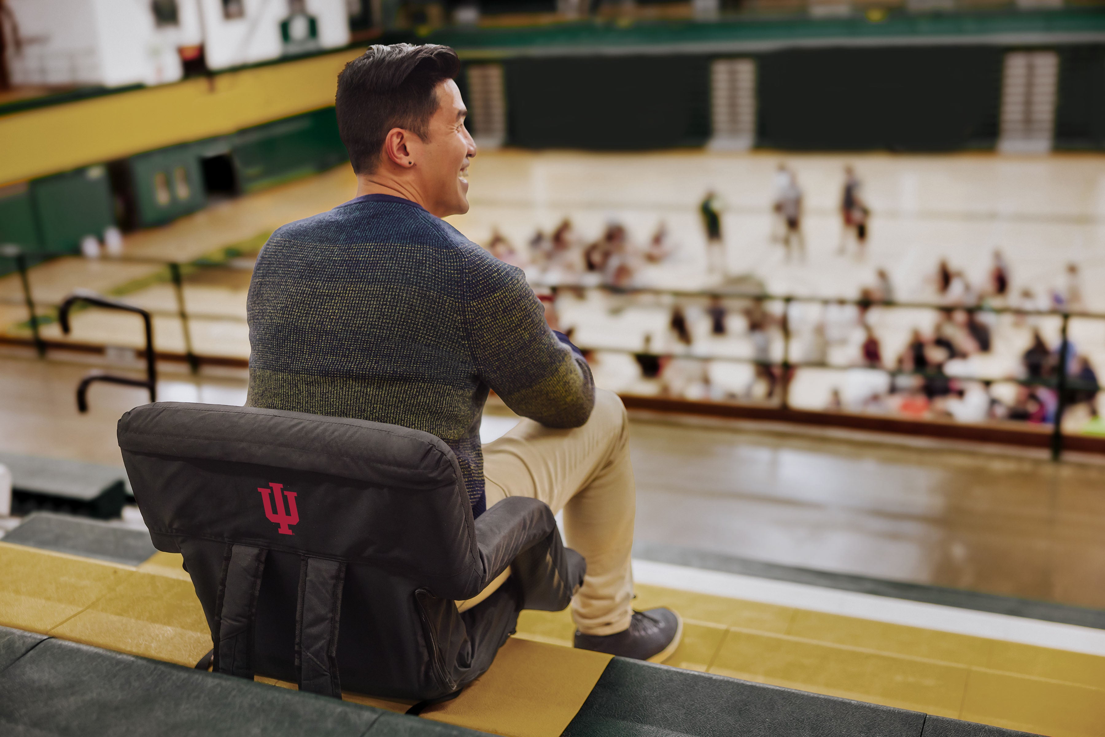 Indiana Hoosiers - Ventura Portable Reclining Stadium Seat