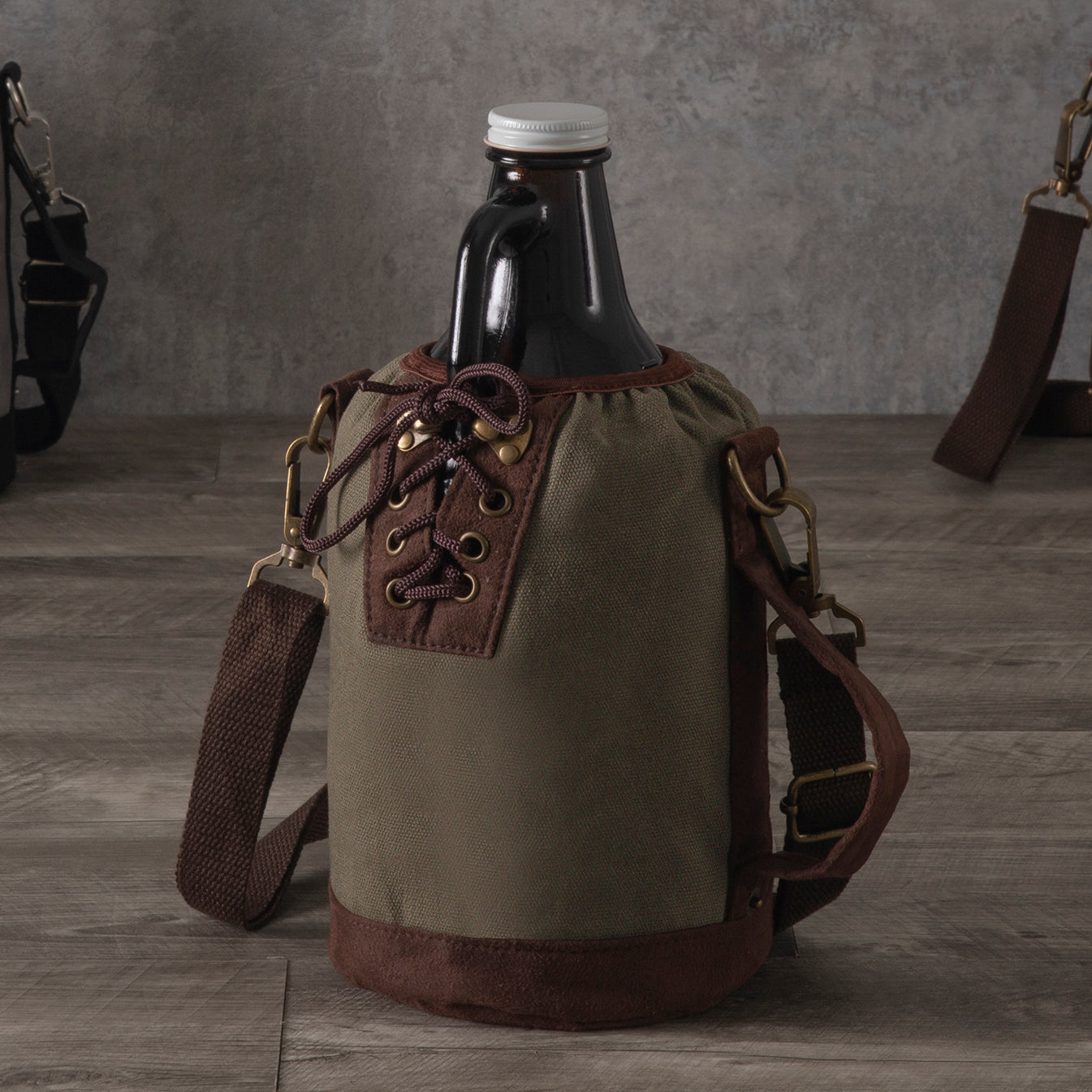 Insulated Growler Tote with 64 oz. Glass Growler