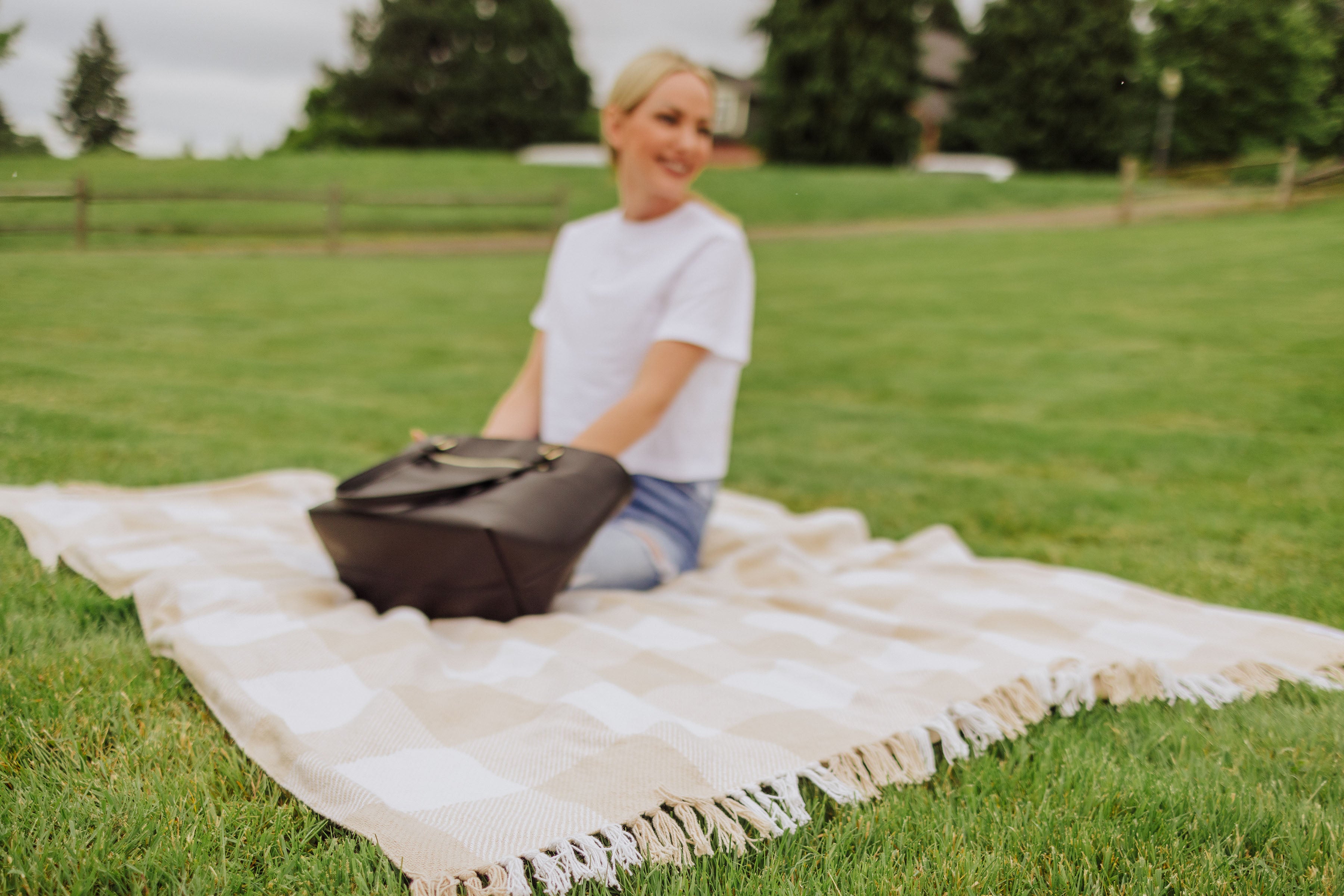 Montecito Picnic Blanket with Harness