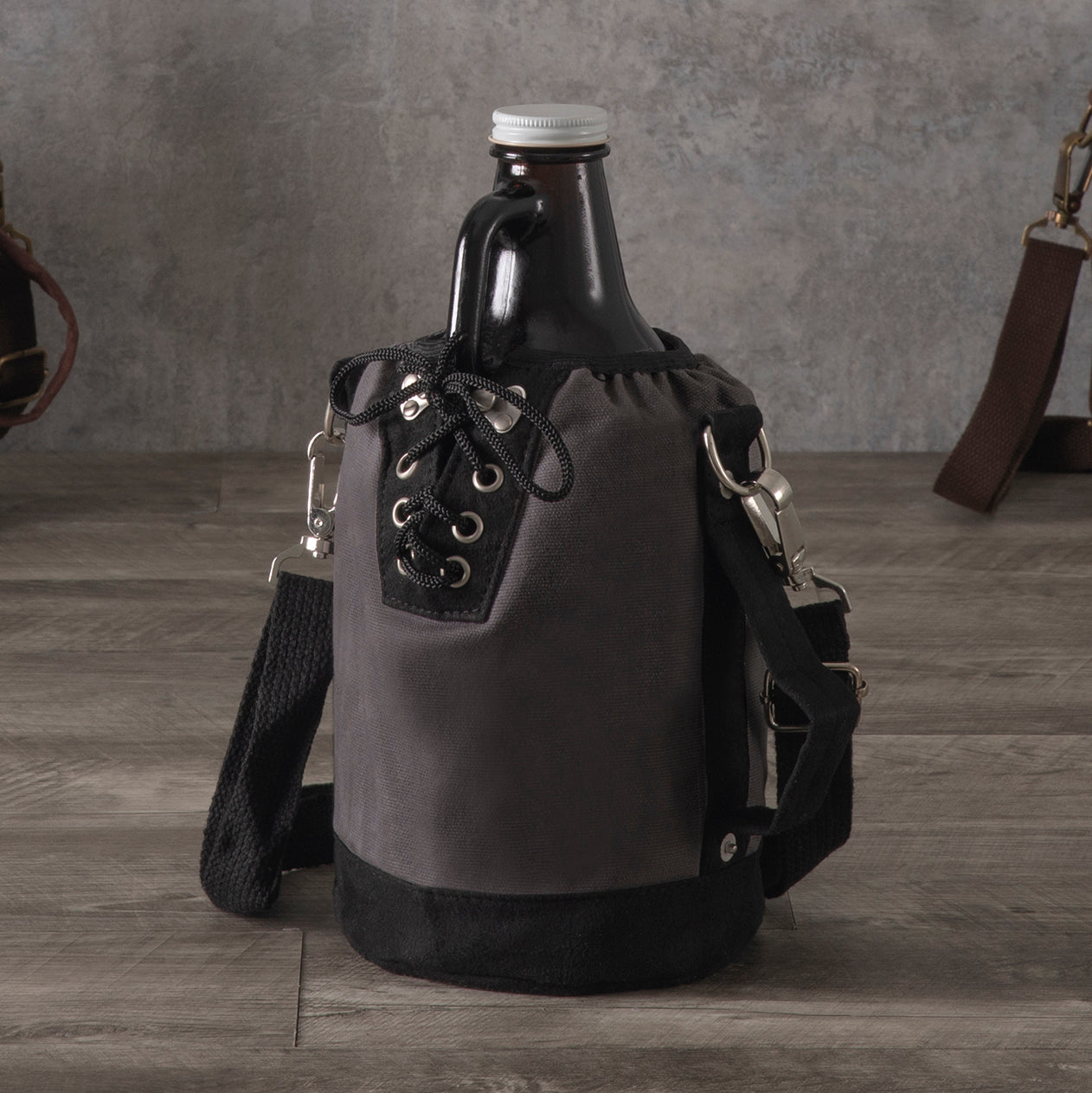 Insulated Growler Tote with 64 oz. Glass Growler