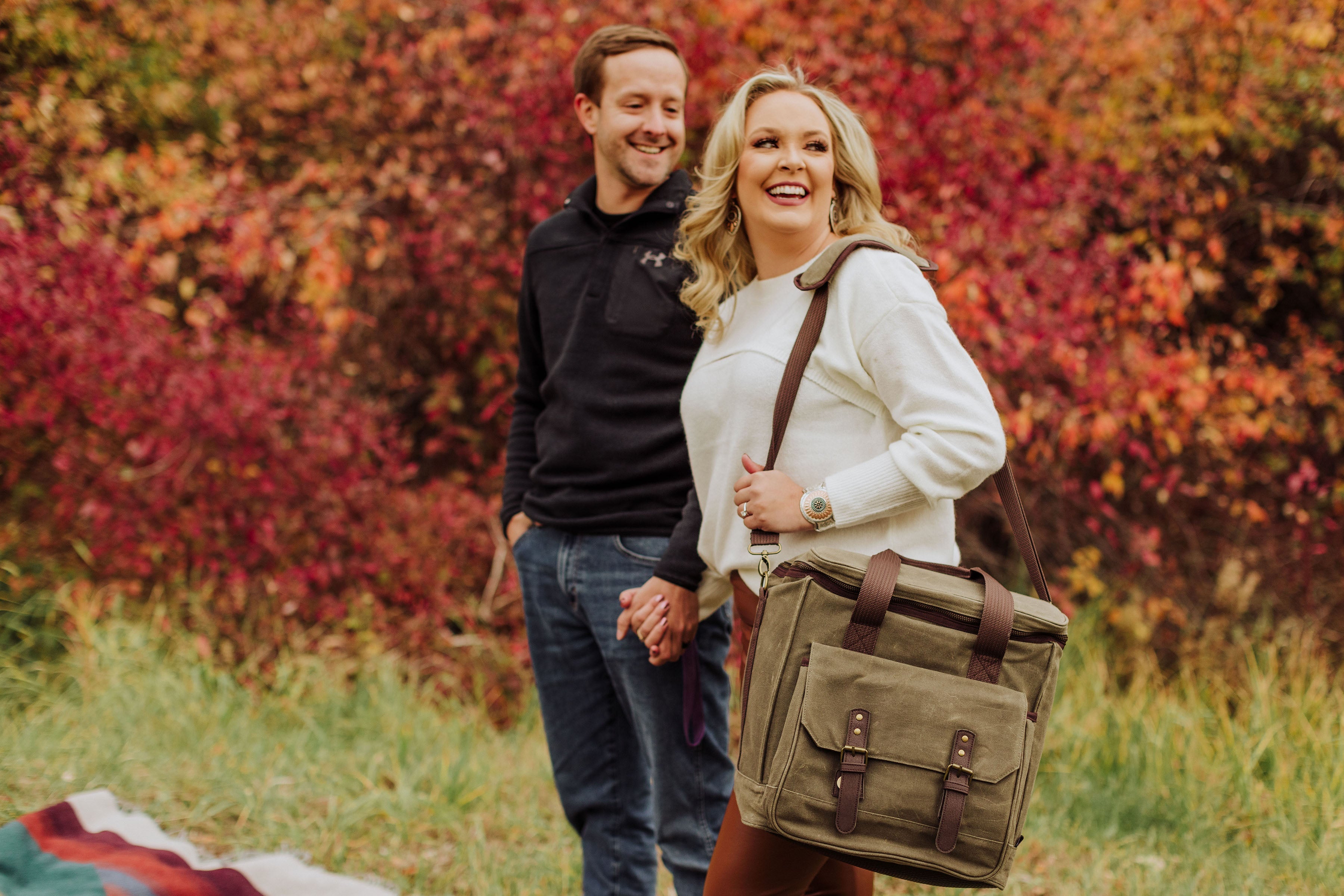 Weekender 6 Bottle Insulated Wine Bag
