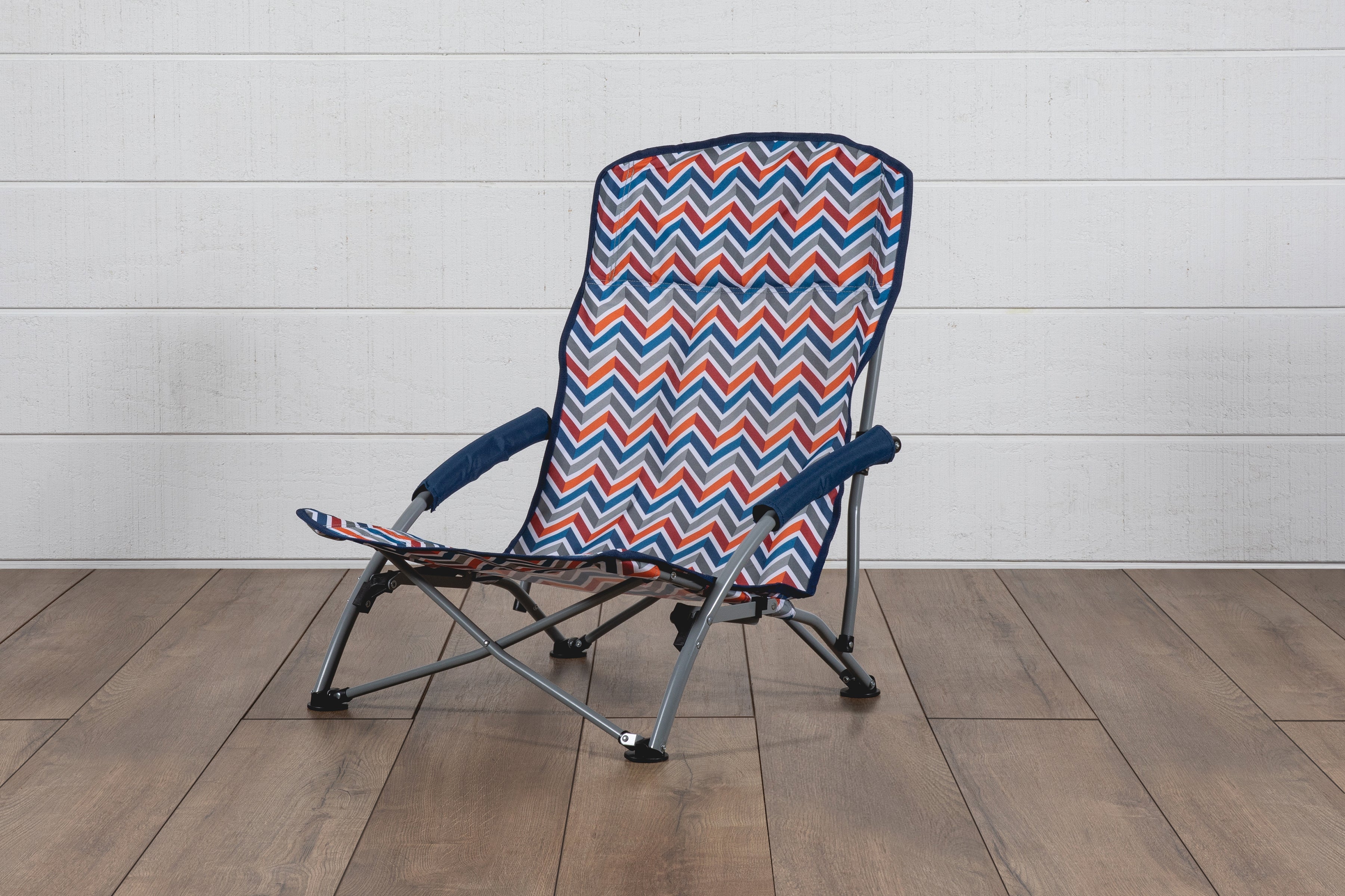 Beach Sayings Aloha - Tranquility Beach Chair with Carry Bag