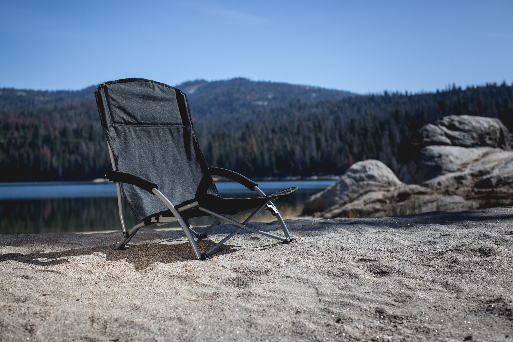 Oklahoma Sooners - Tranquility Beach Chair with Carry Bag