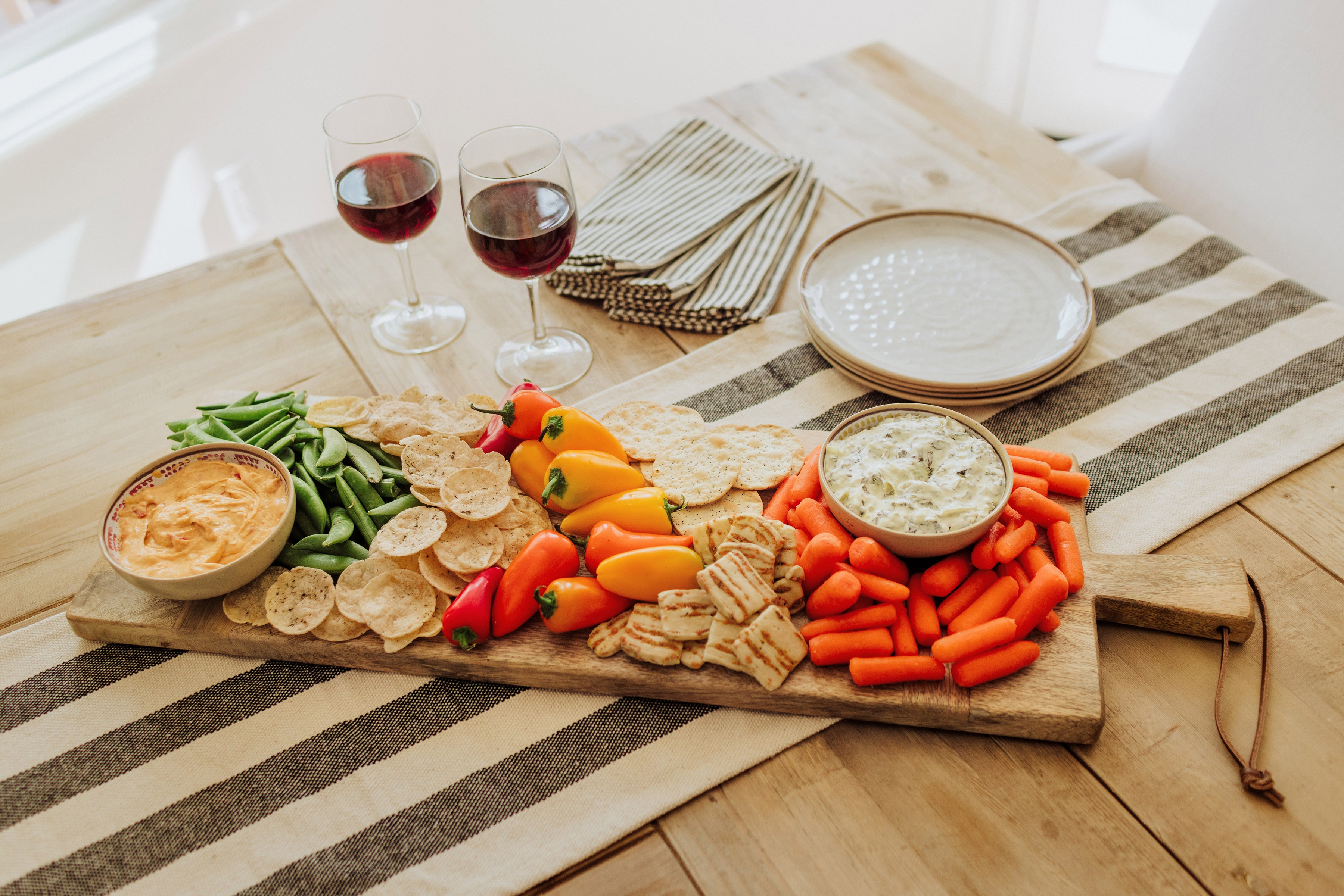 WB 100 Ravi Rectangular Long Charcuterie Board