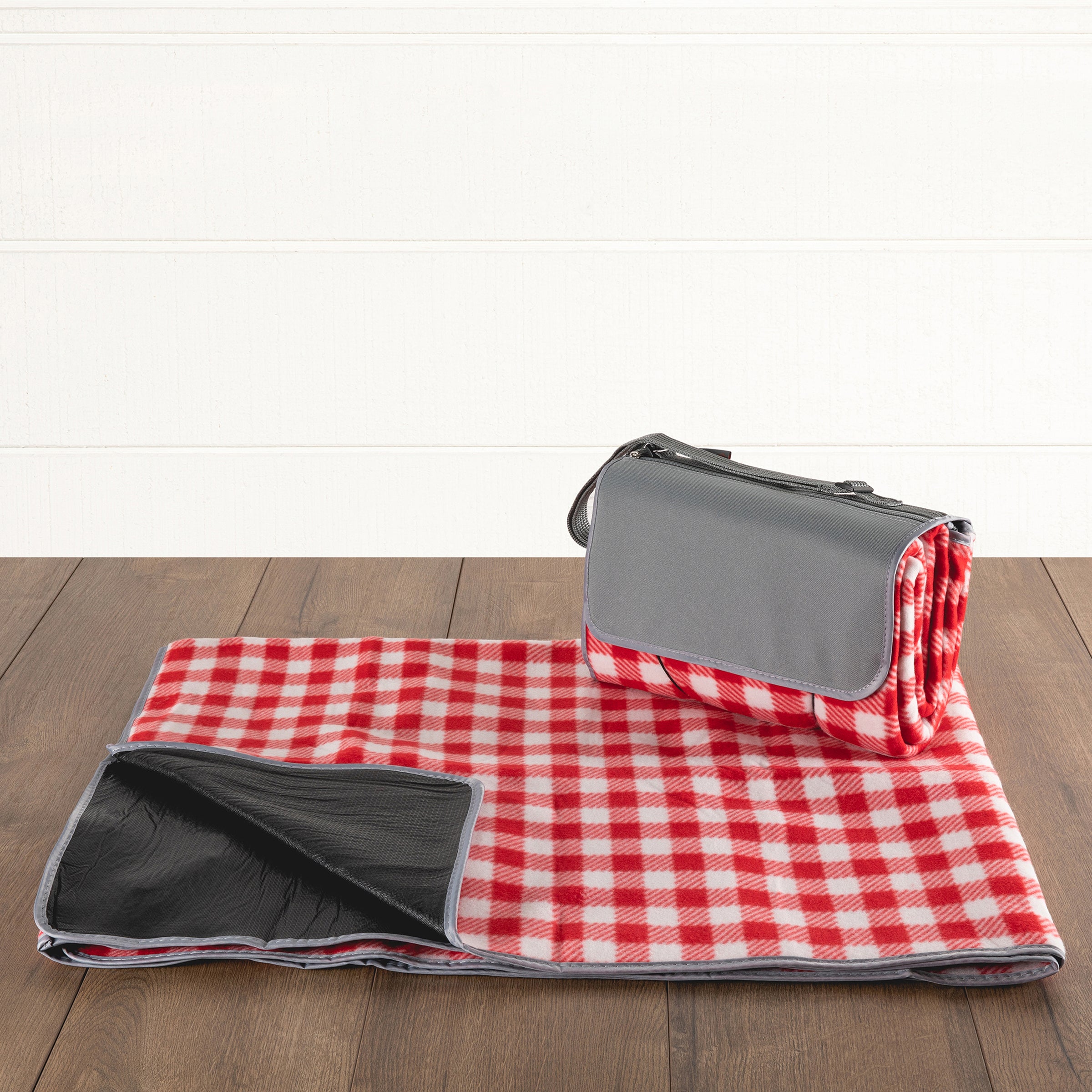 Blanket Tote Red - Airstream