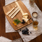 Disney 100 - Ovale Acacia Cutting Board