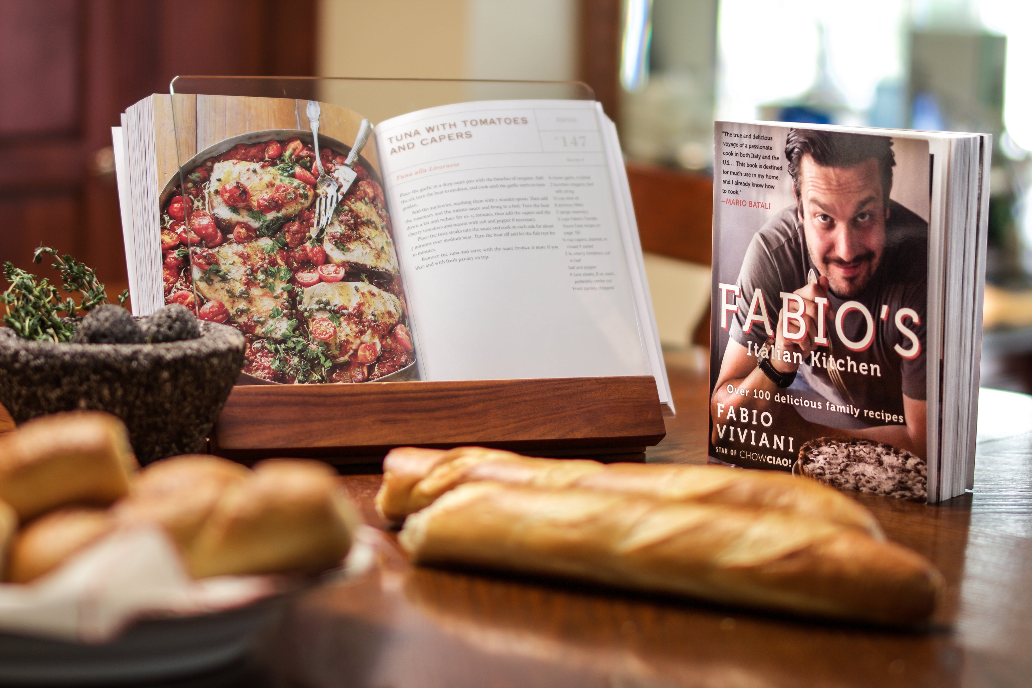 Fabio Viviani - Prodigio Cookbook Stand with Tempered Glass