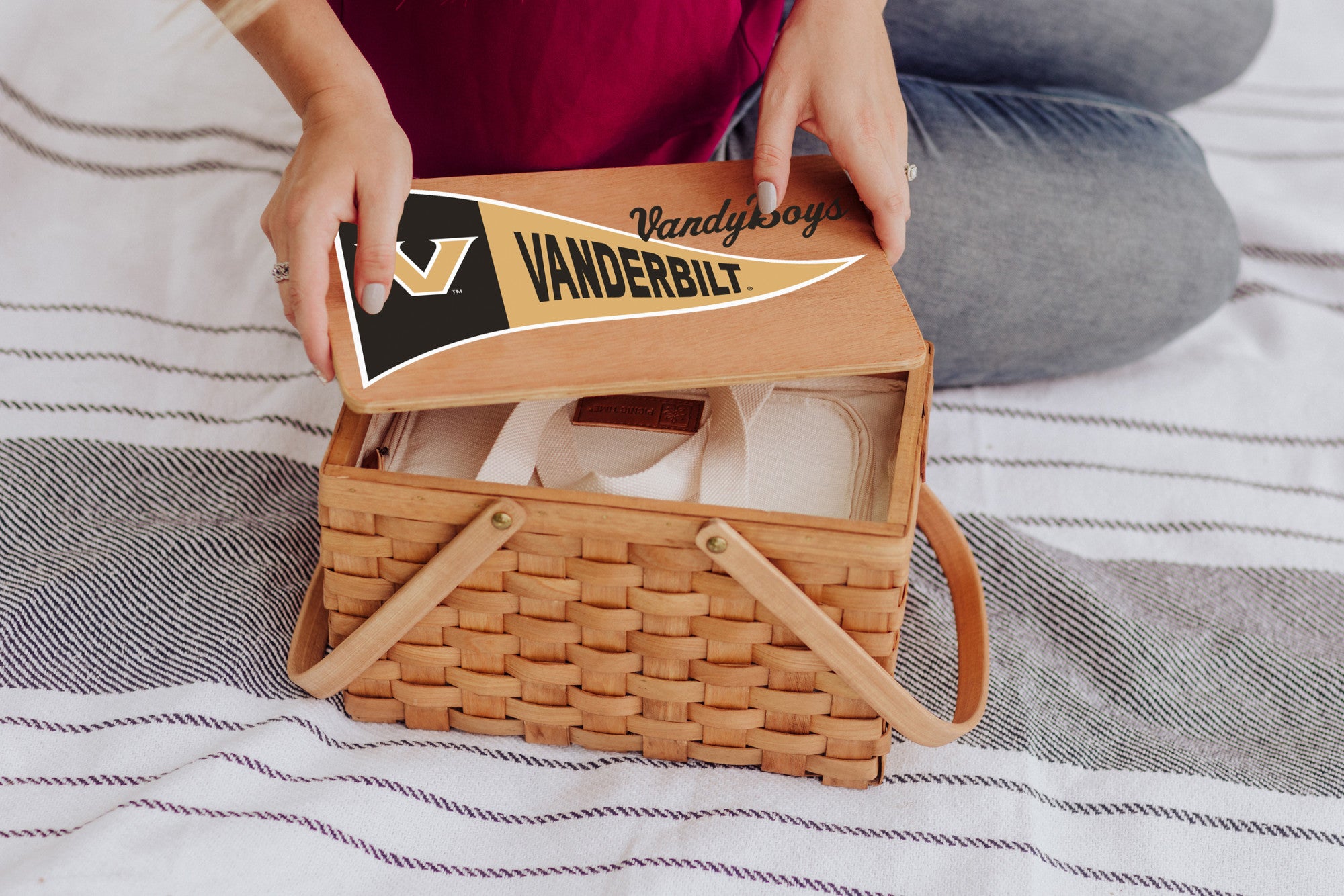 Vanderbilt Commodores - Poppy Personal Picnic Basket