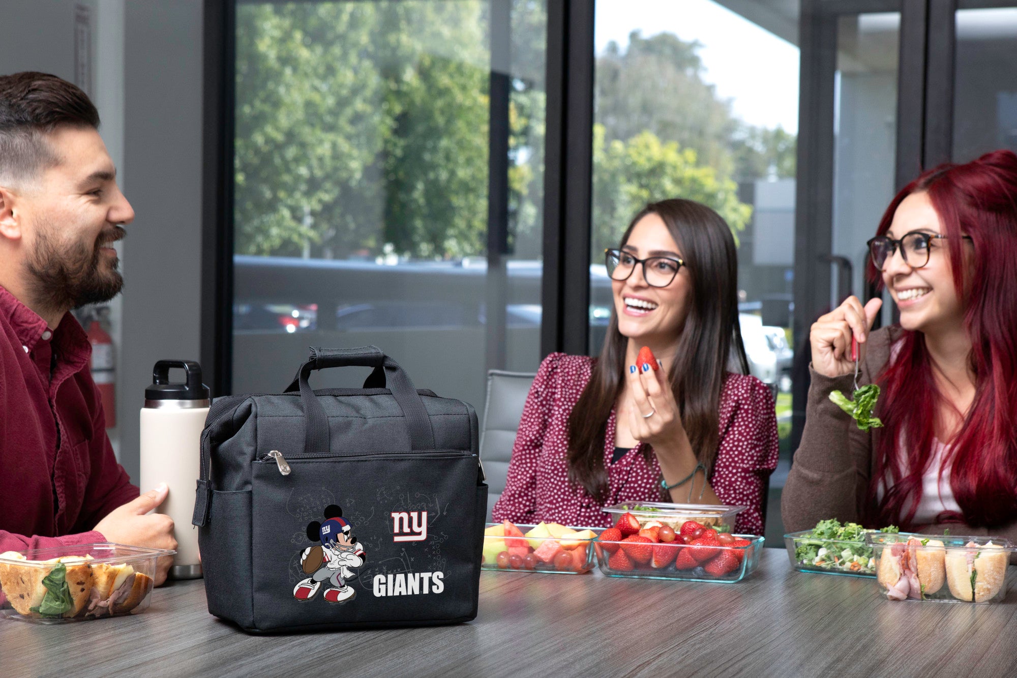 New York Giants Mickey Mouse - On The Go Lunch Bag Cooler