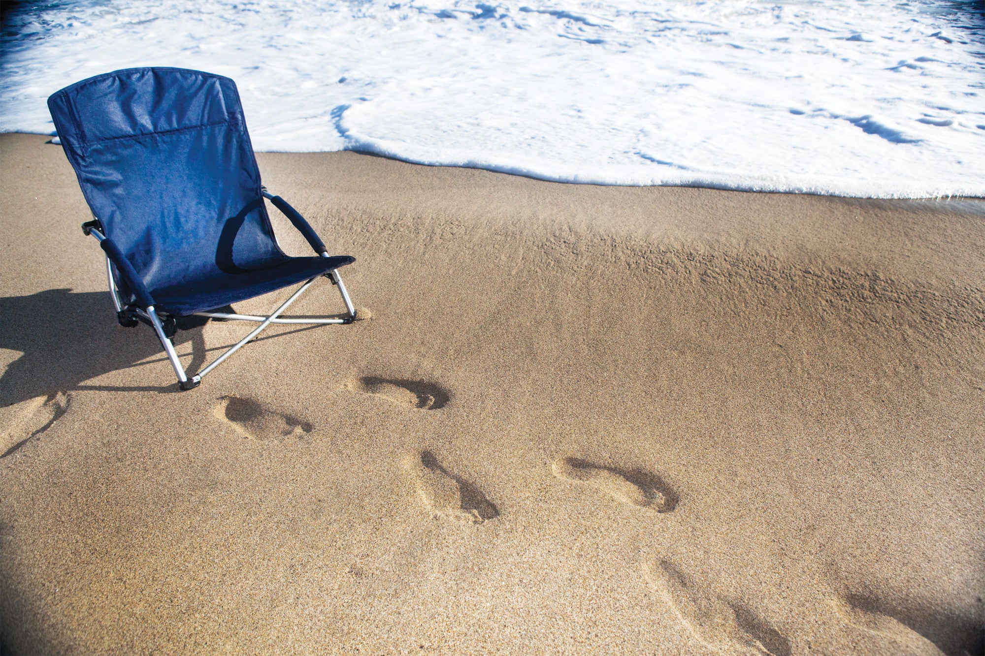 Kansas Jayhawks - Tranquility Beach Chair with Carry Bag