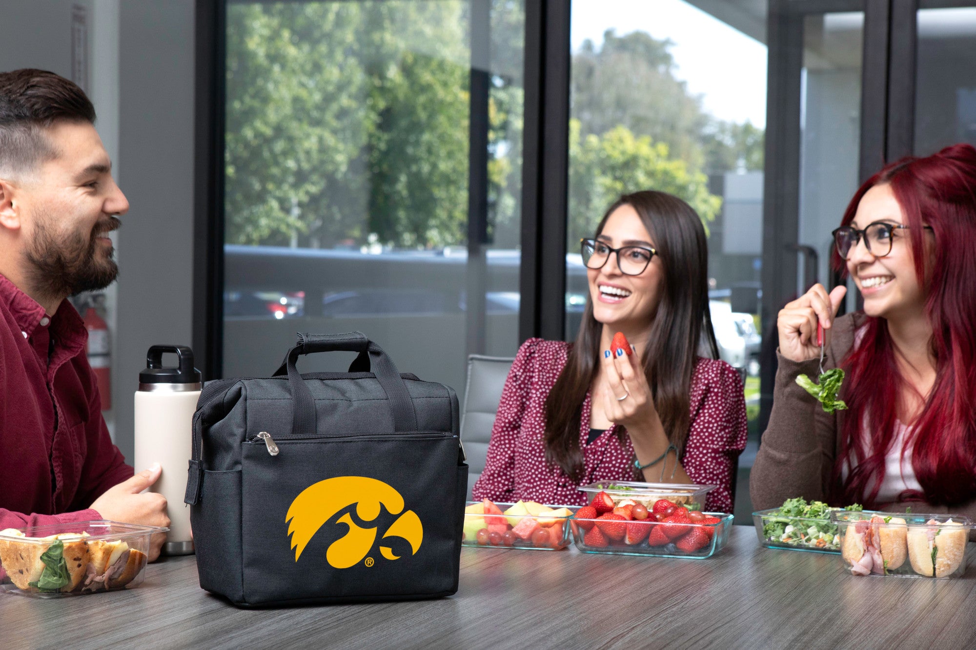 Iowa Hawkeyes - On The Go Lunch Bag Cooler