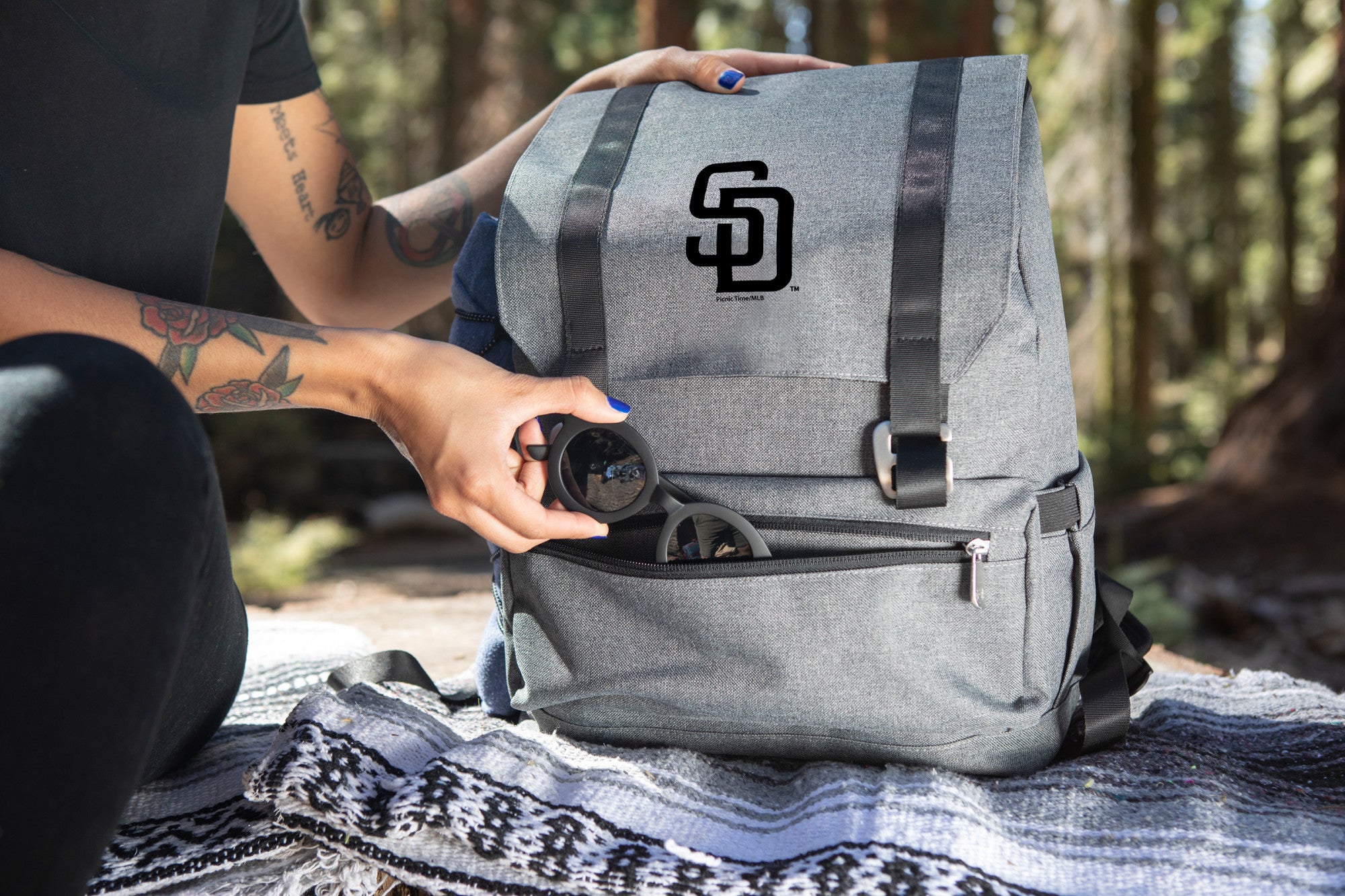 San Diego Padres - On The Go Traverse Backpack Cooler