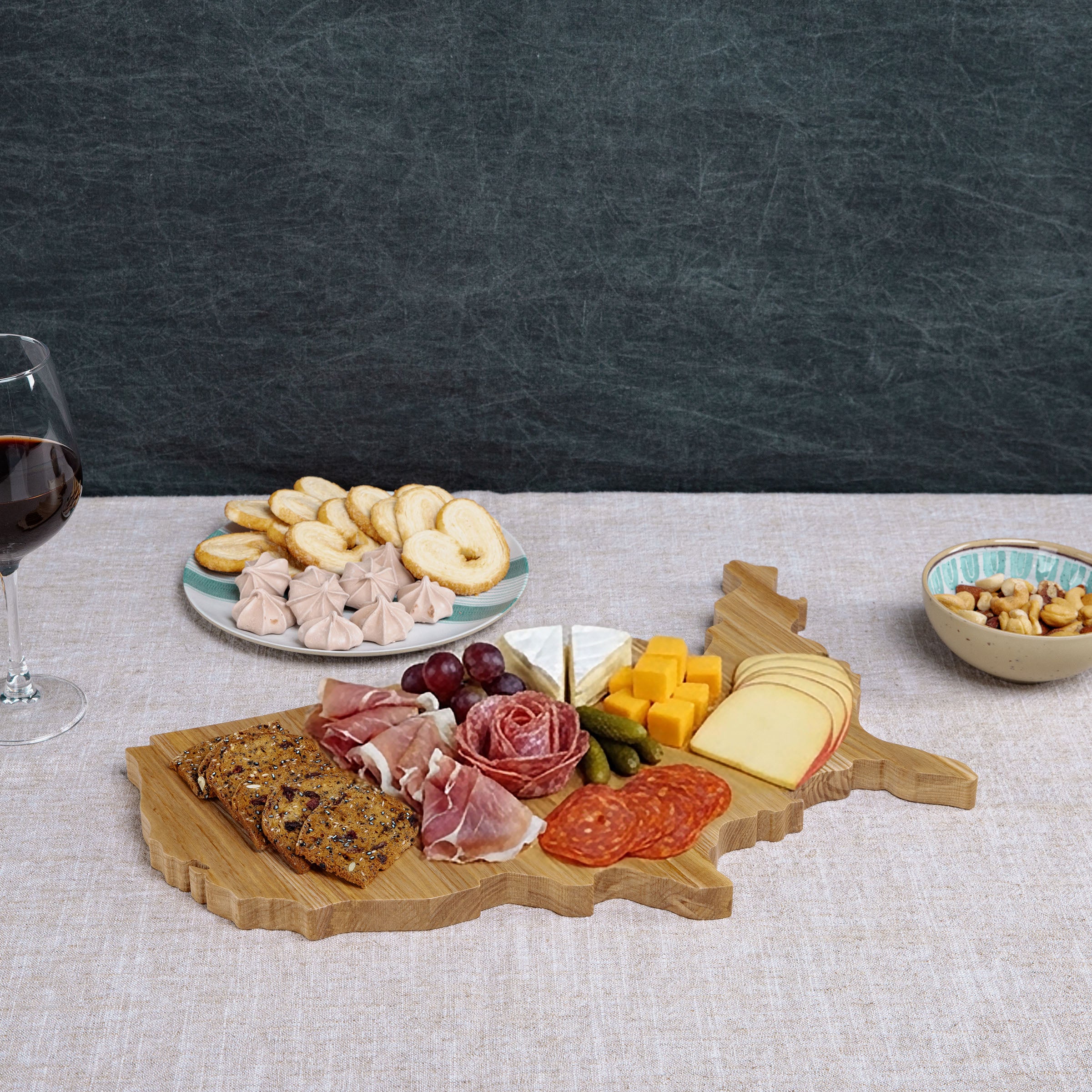 USA Map Serving Board