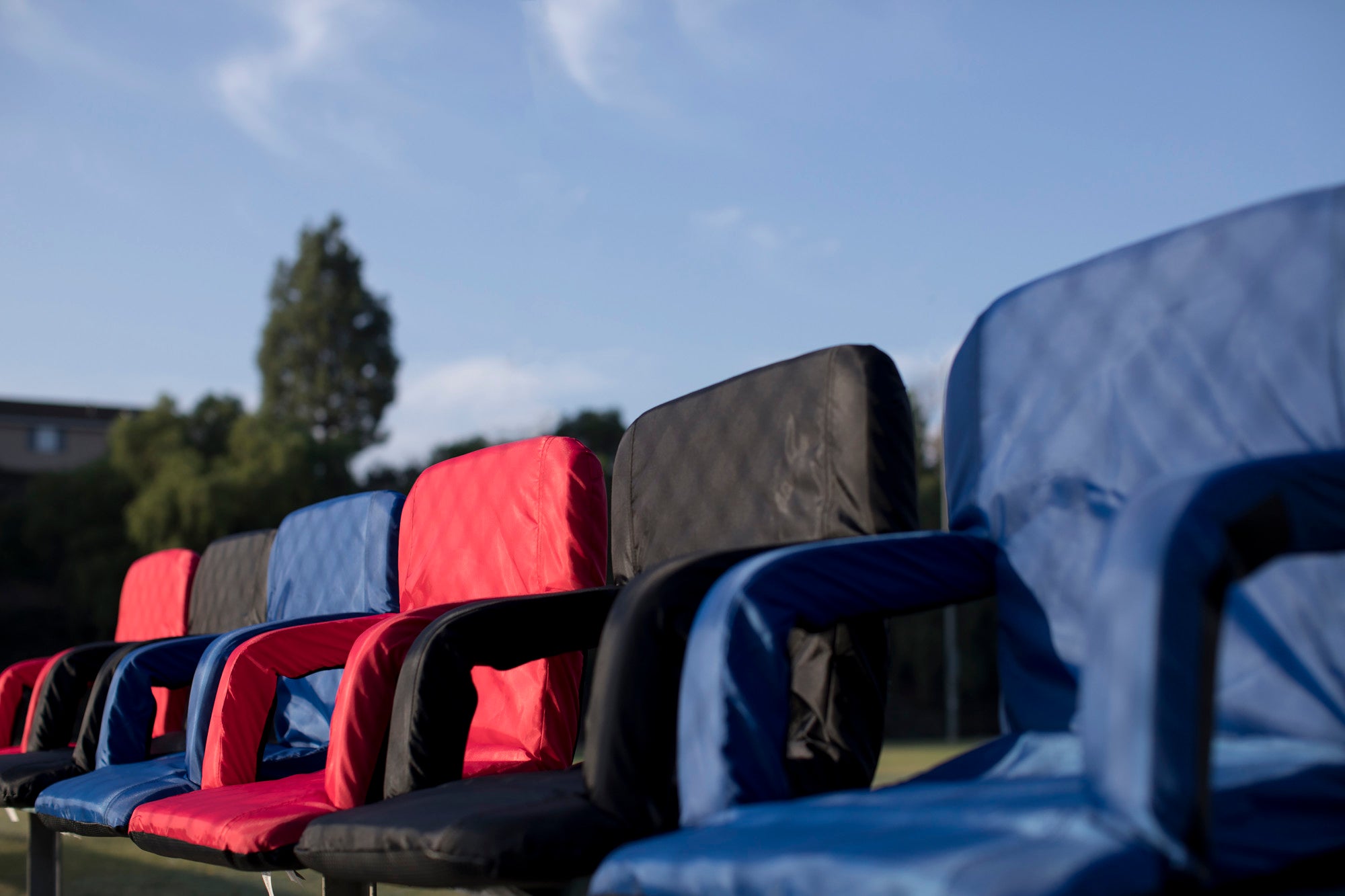 Tennessee Titans - Ventura Portable Reclining Stadium Seat