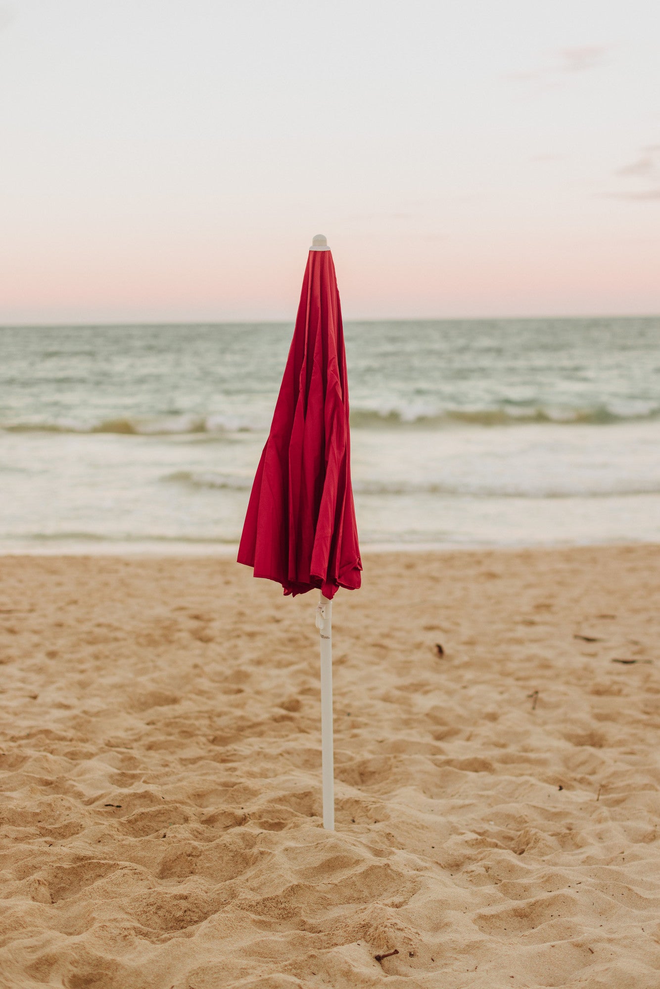 Alabama Crimson Tide - 5.5 Ft. Portable Beach Umbrella