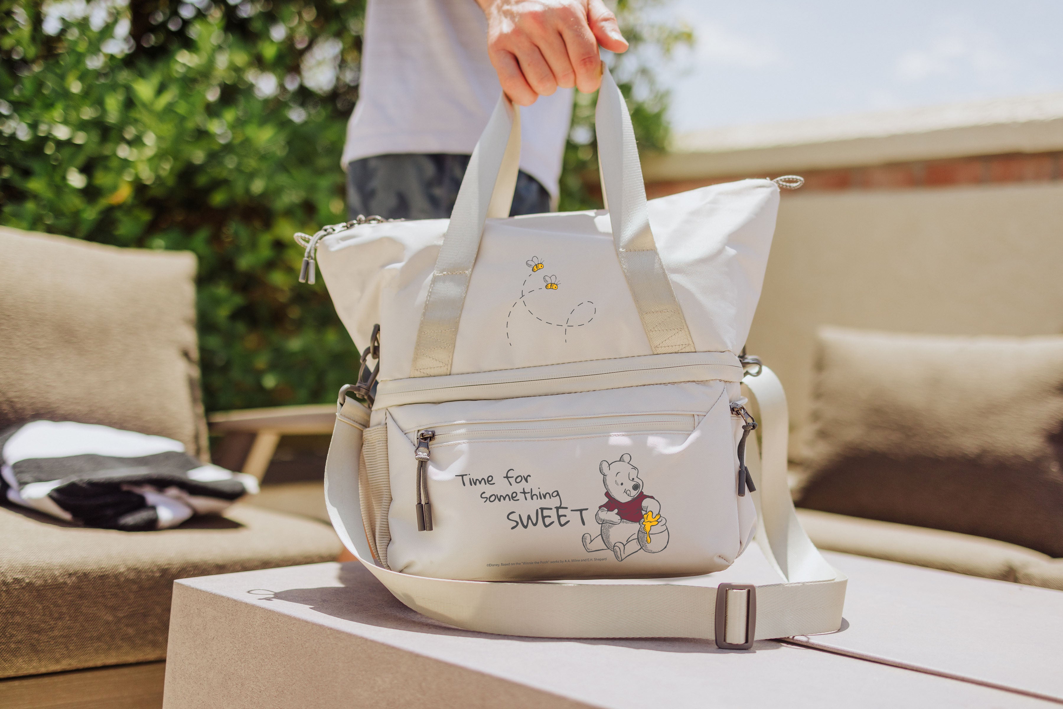 Winnie the Pooh - Tarana Recycled Lunch Bag Cooler with Utensils