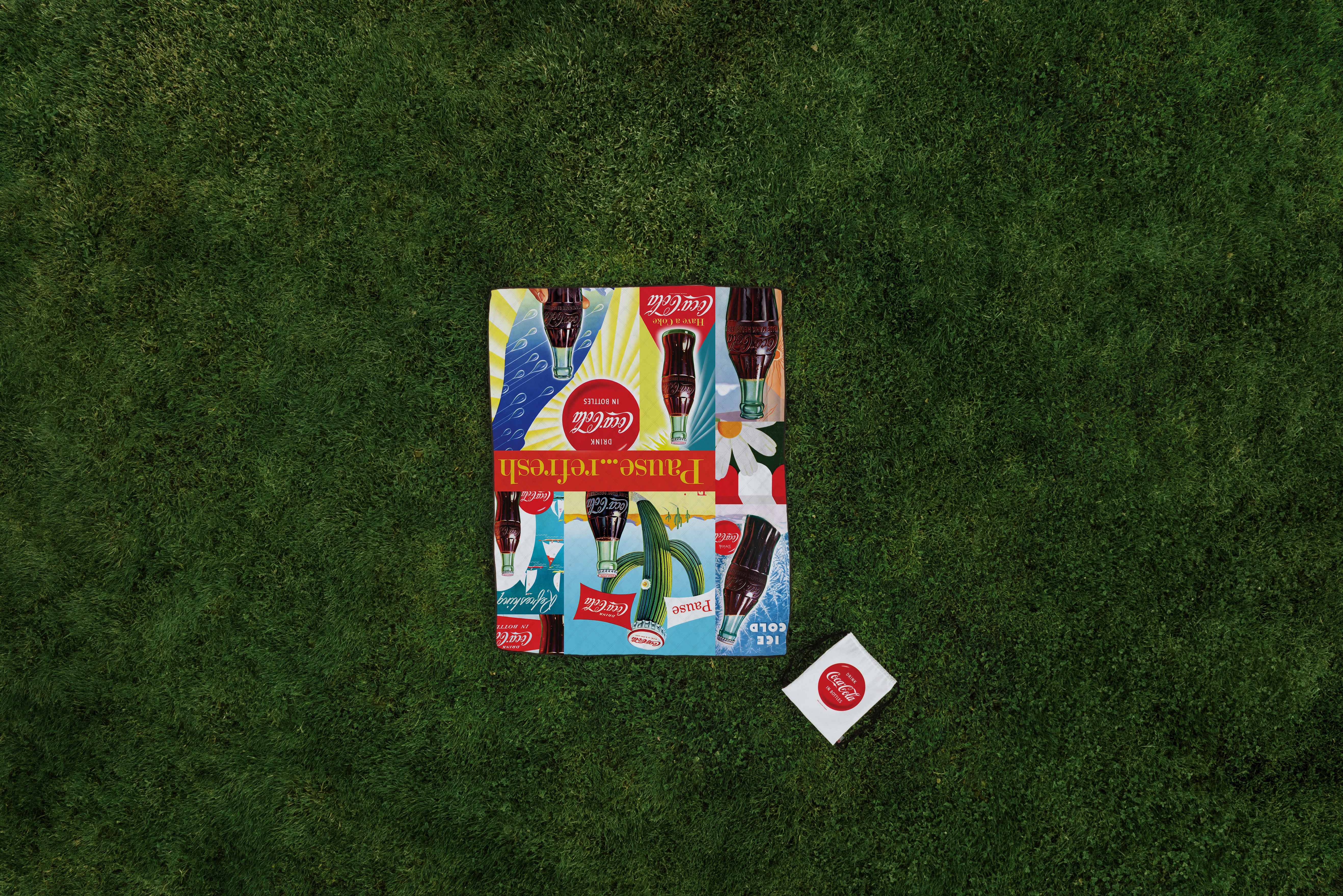 Coca-Cola - Impresa Picnic Blanket