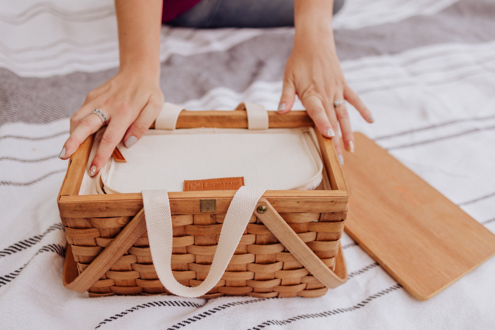 Dallas Cowboys - Poppy Personal Picnic Basket