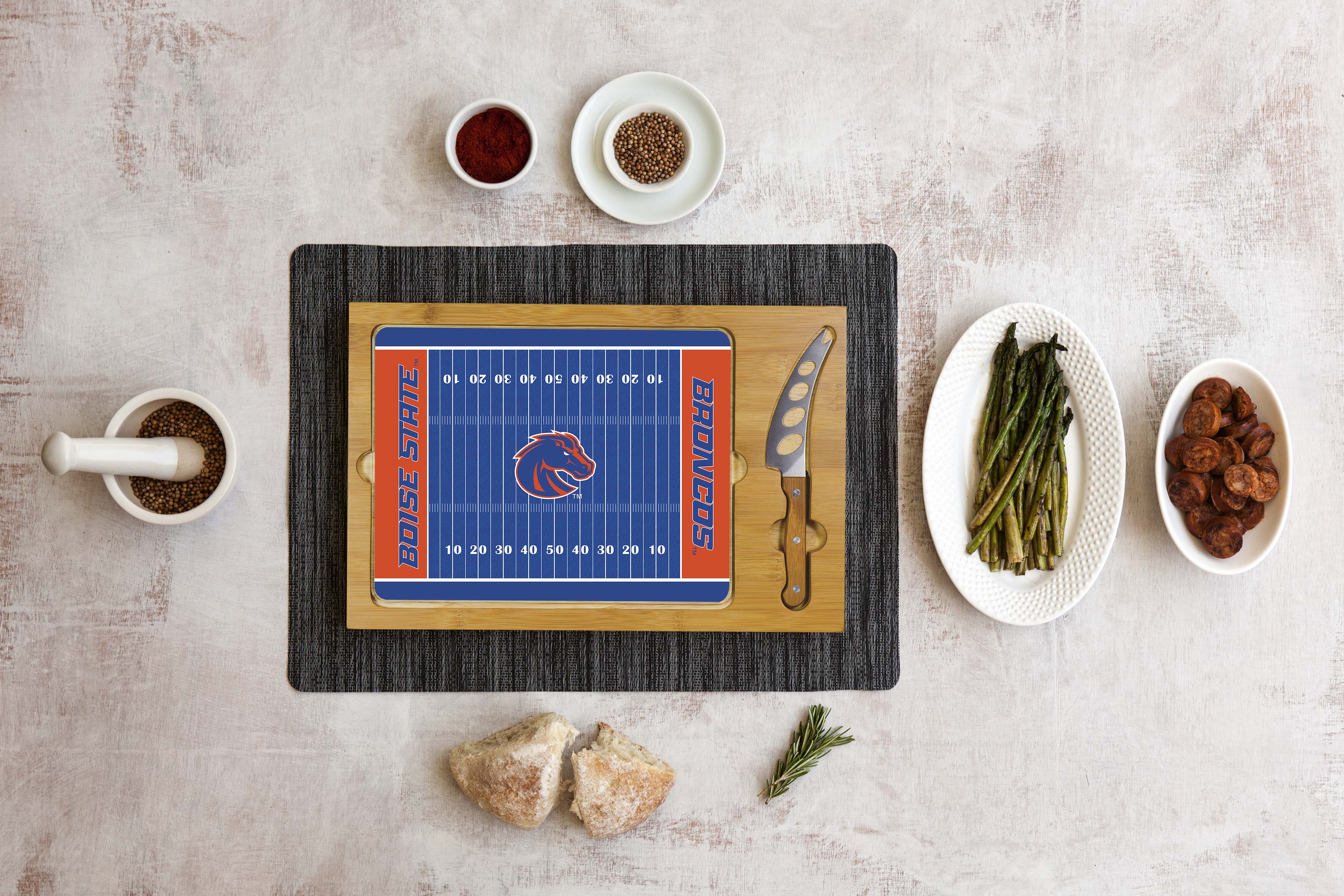 Boise State Broncos Football Field - Icon Glass Top Cutting Board & Knife Set