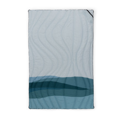 Aura Outdoor Puffer Blanket