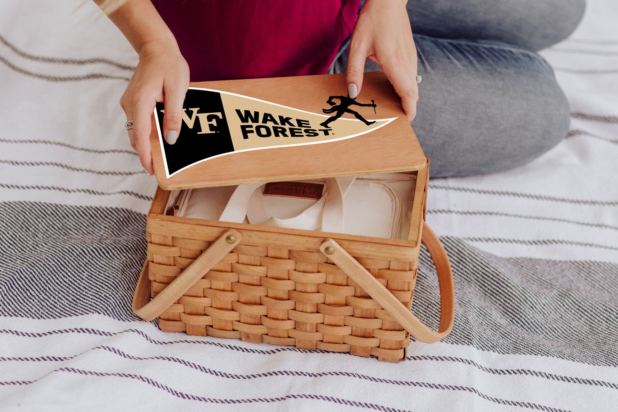 Wake Forest Demon Deacons - Poppy Personal Picnic Basket