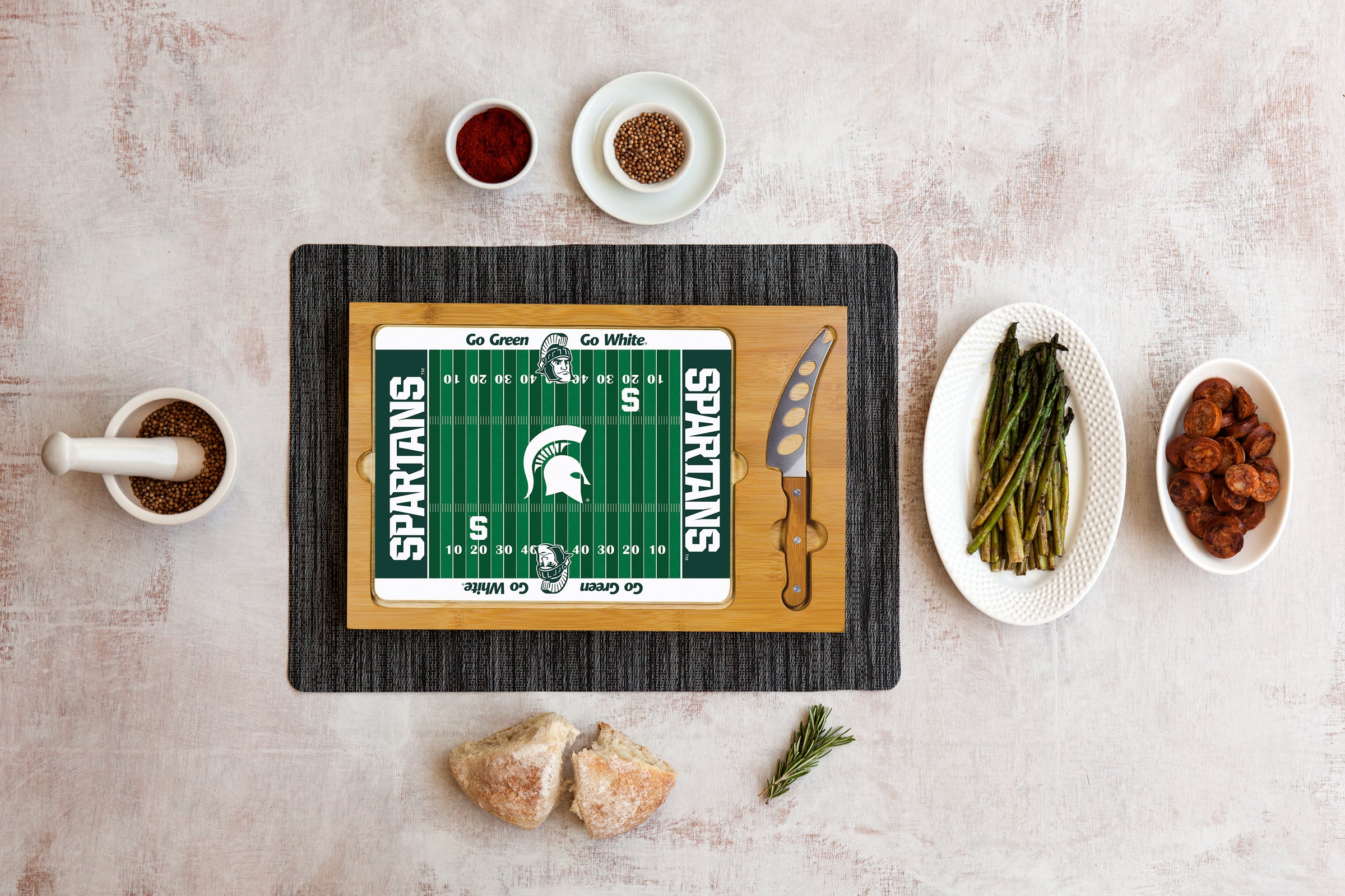 Michigan State Spartans - Icon Glass Top Cutting Board & Knife Set