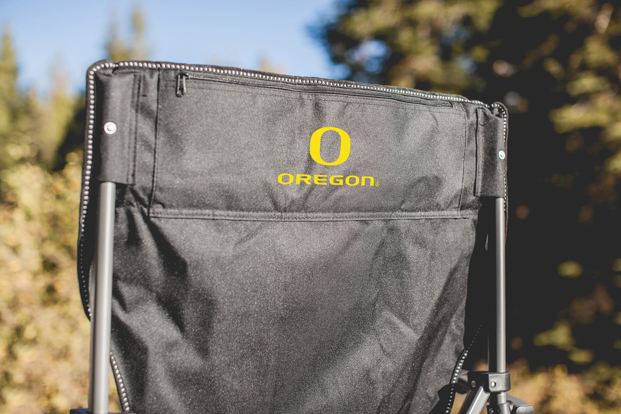 Oregon Ducks - Big Bear XXL Camping Chair with Cooler