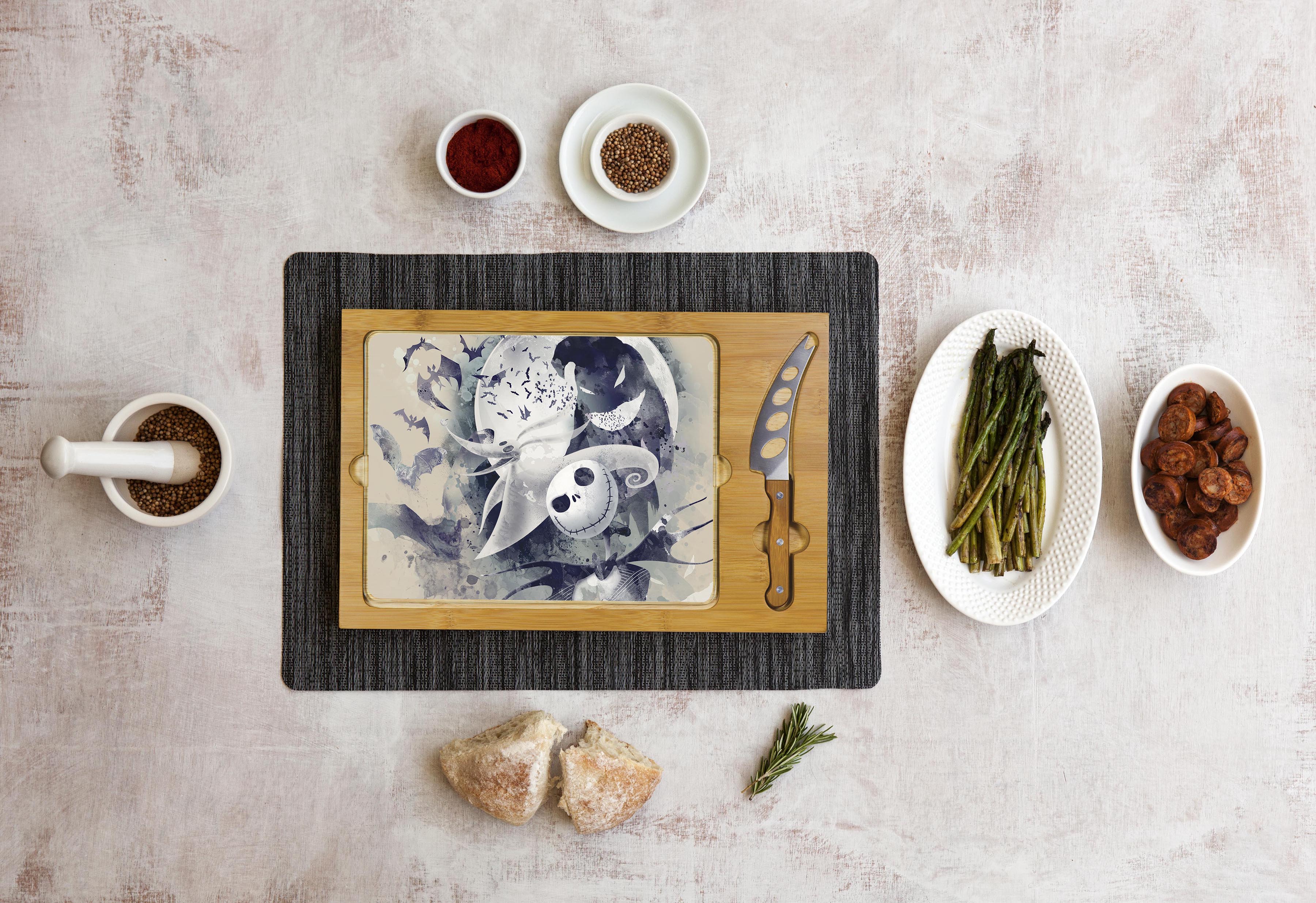 Nightmare Before Christmas Jack & Zero - Icon Glass Top Cutting Board & Knife Set