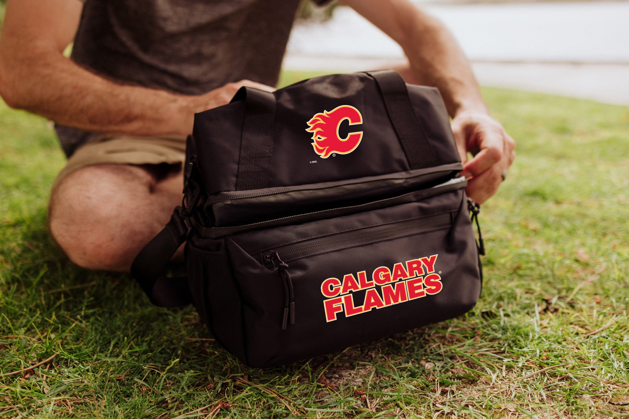 Calgary Flames - Tarana Lunch Bag Cooler with Utensils