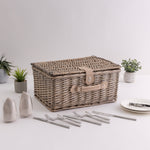 Classic Picnic Basket for 2