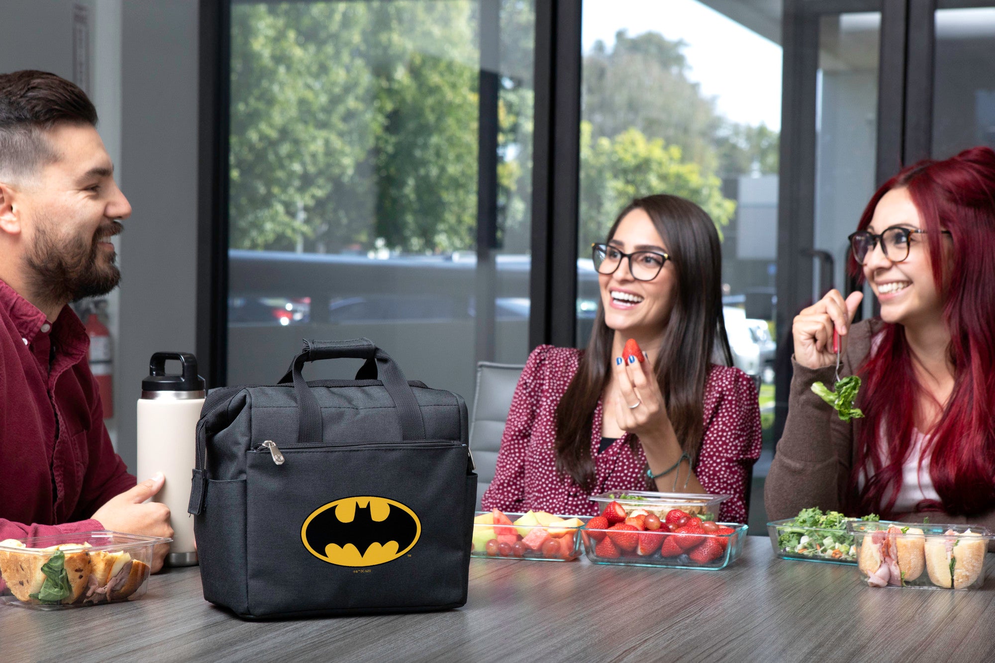 Batman Batman Symbol - On The Go Lunch Bag Cooler