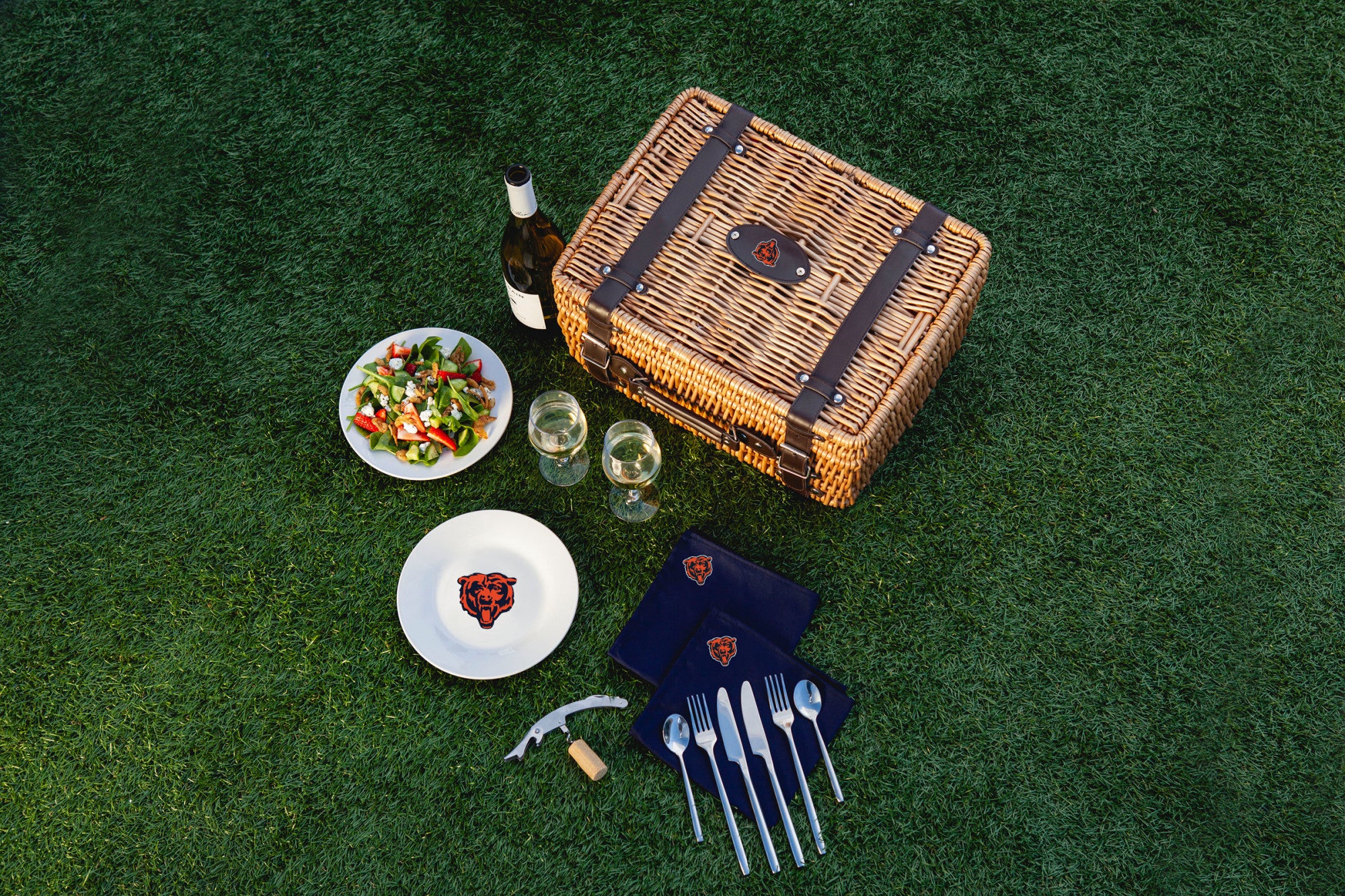 Chicago Bears - Champion Picnic Basket