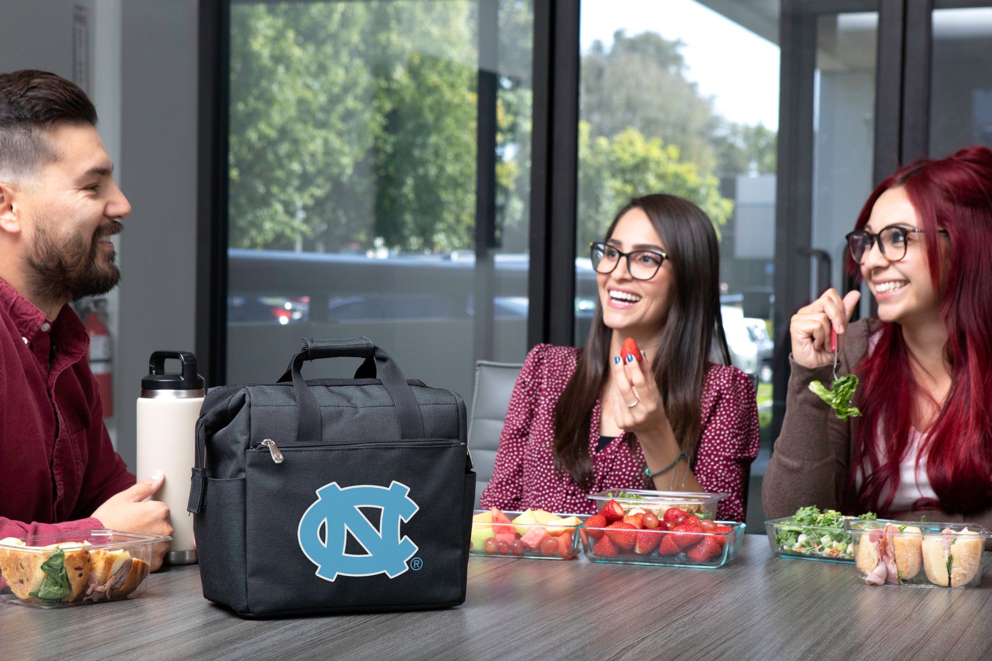 North Carolina Tar Heels - On The Go Lunch Bag Cooler