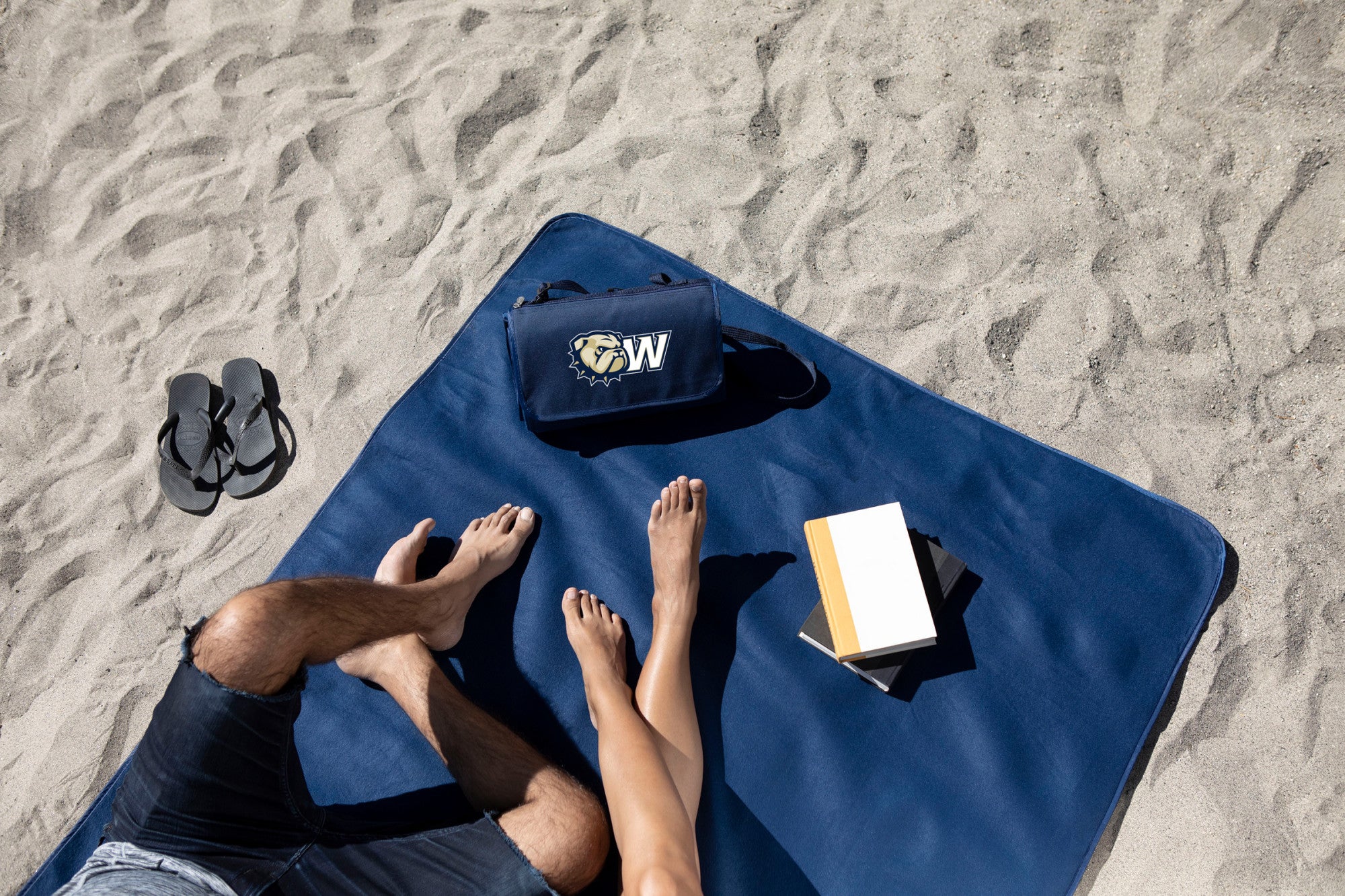 Wingate University Bulldogs - Blanket Tote Outdoor Picnic Blanket