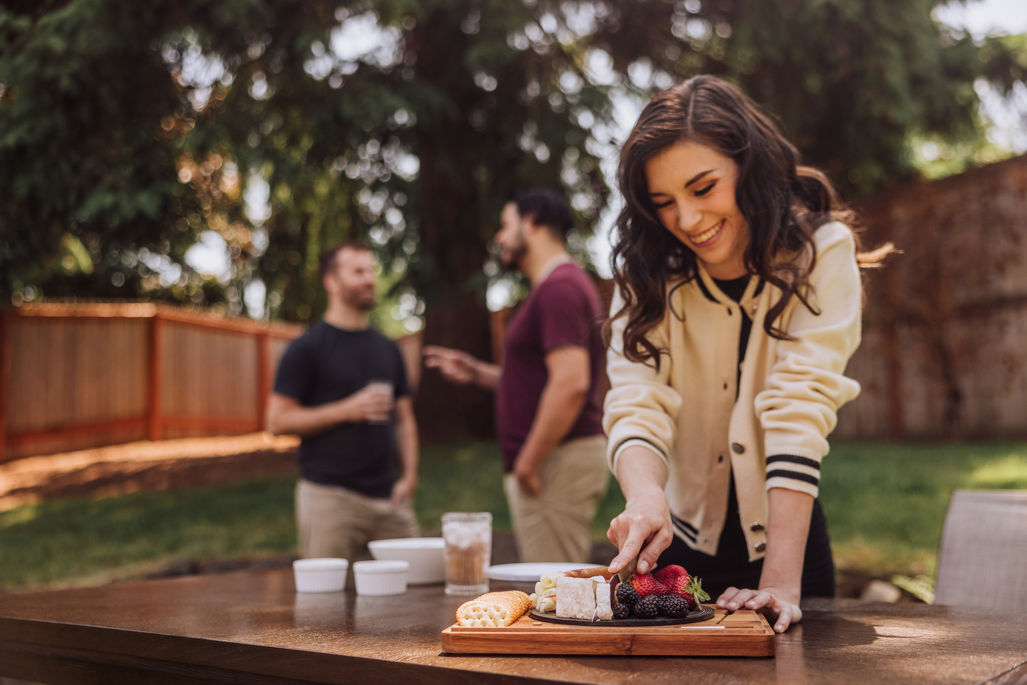 Turntable Acacia and Slate Cheese Board with Knife