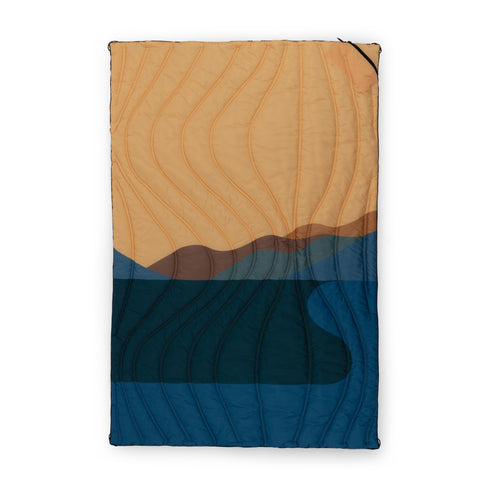 Aura Outdoor Puffer Blanket