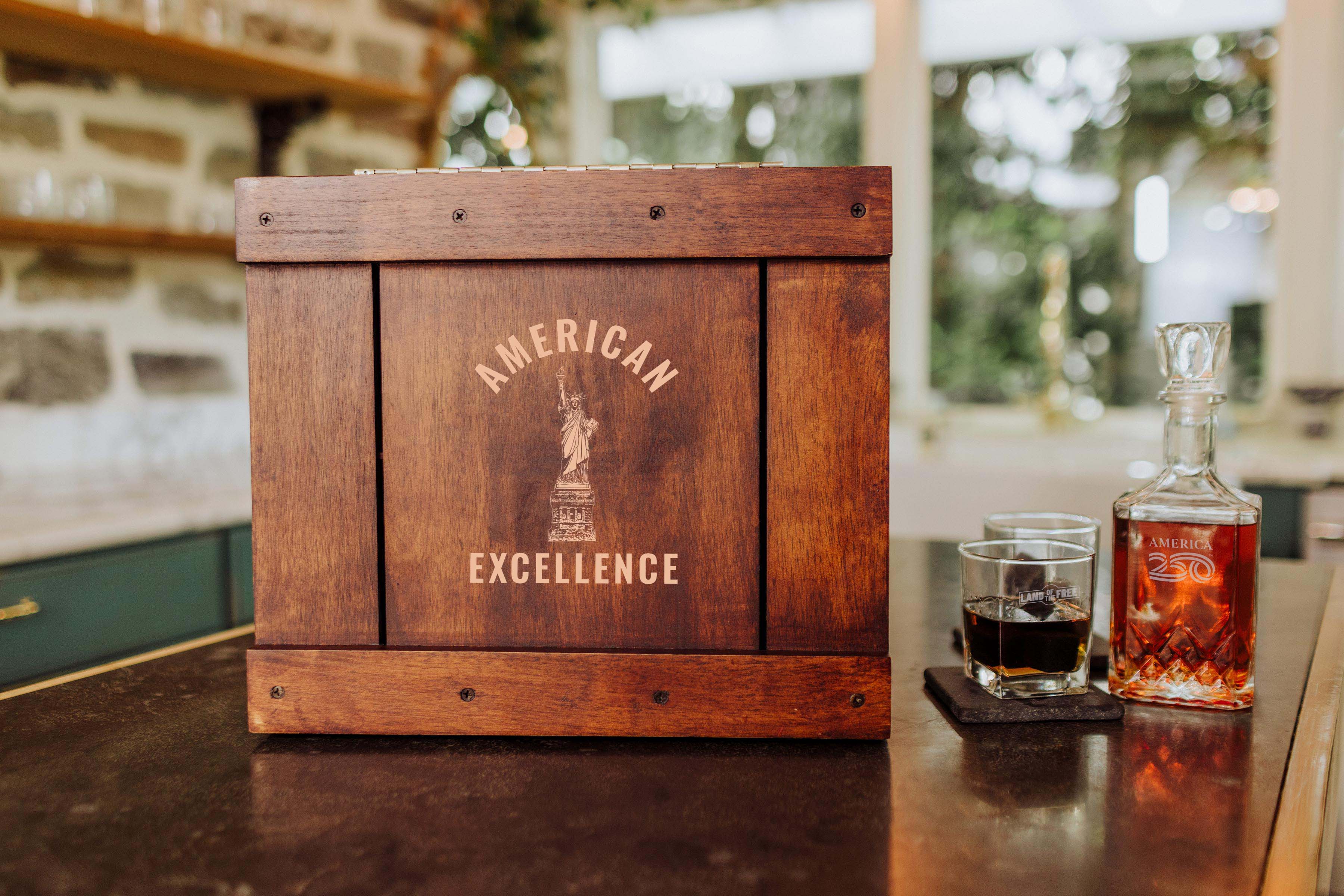 America250 American Excellence - Whiskey Box Gift Set with Decanter