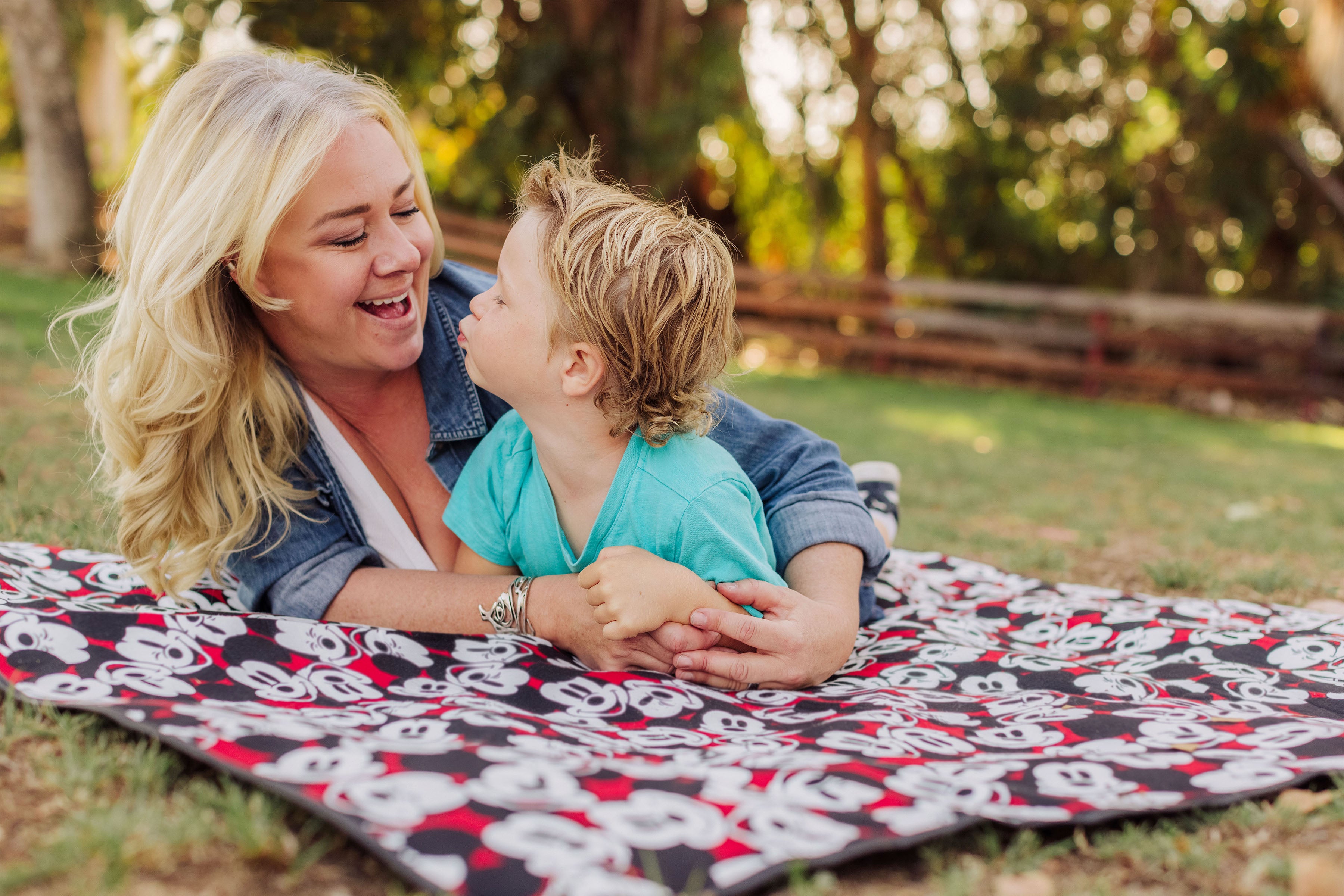Mickey Mouse - Blanket Tote Outdoor Picnic Blanket
