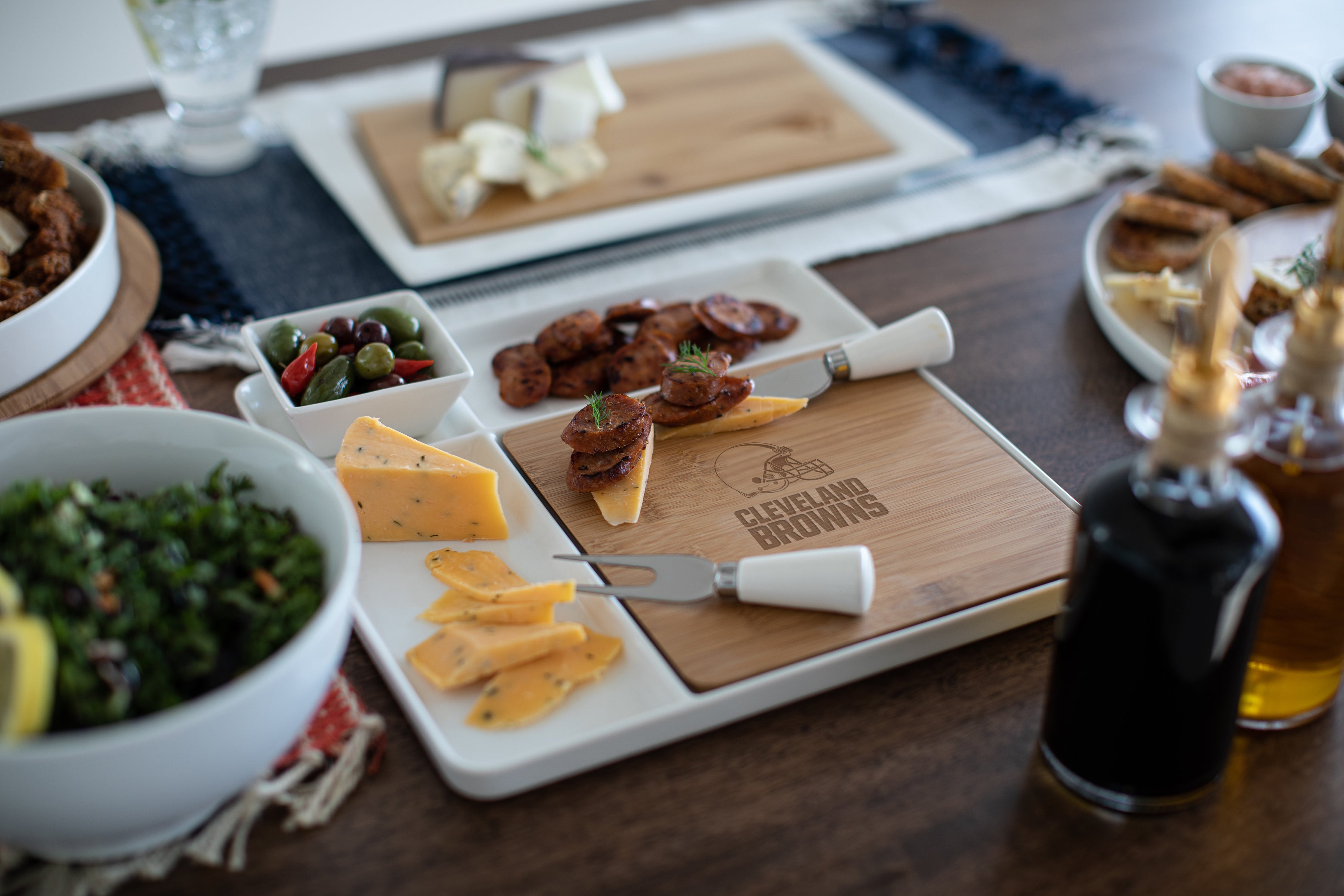 Cleveland Browns - Peninsula Cutting Board & Serving Tray