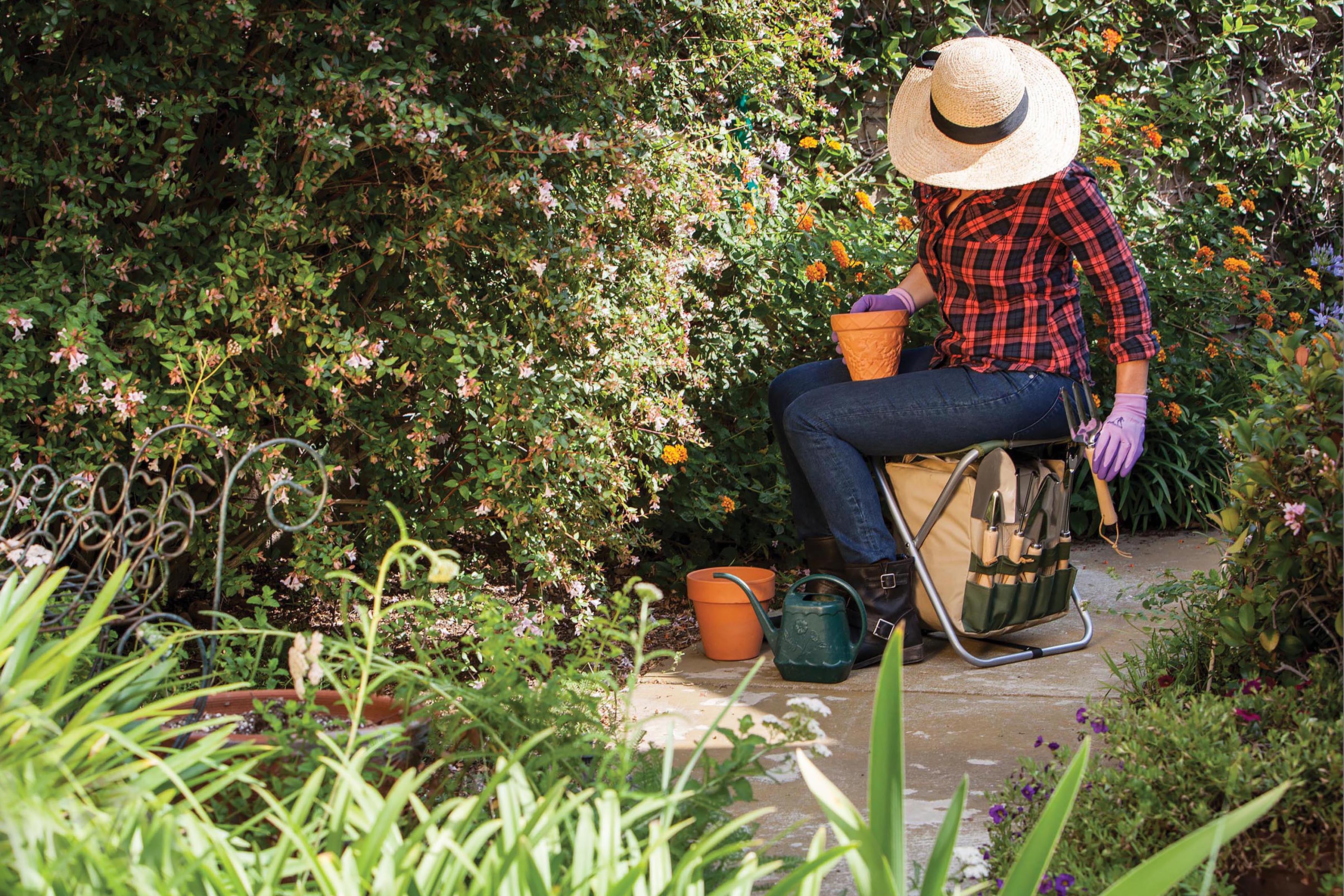 Mandalorian Grogu - Gardener Folding Seat with Tools