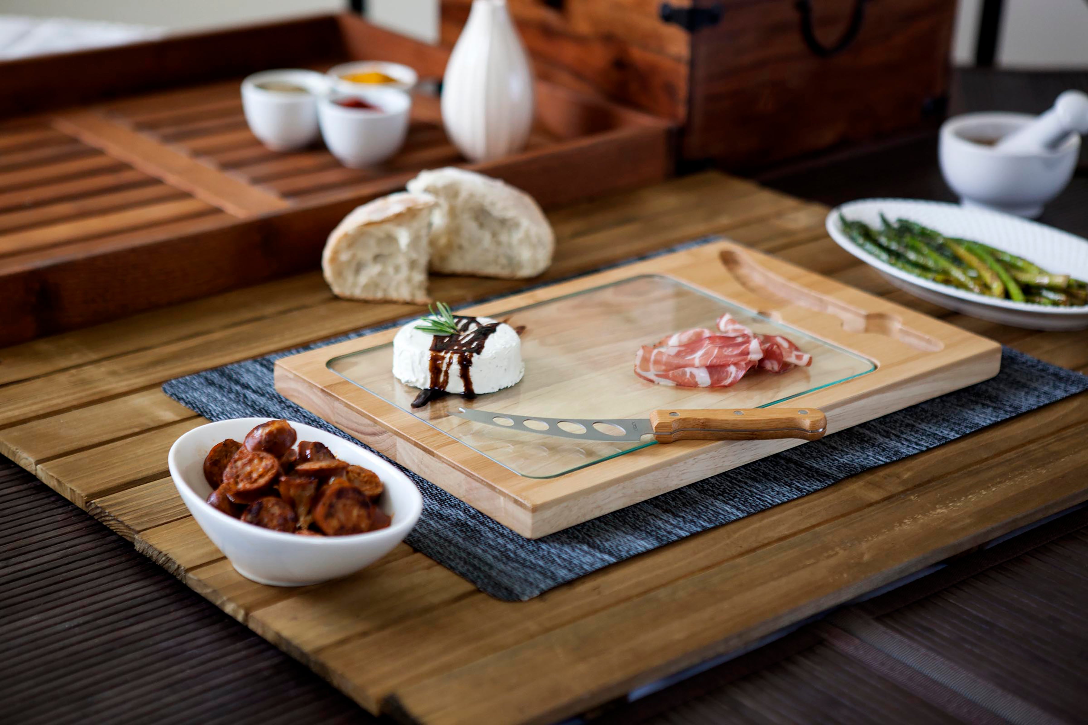 Stanford Cardinal - Icon Glass Top Cutting Board & Knife Set