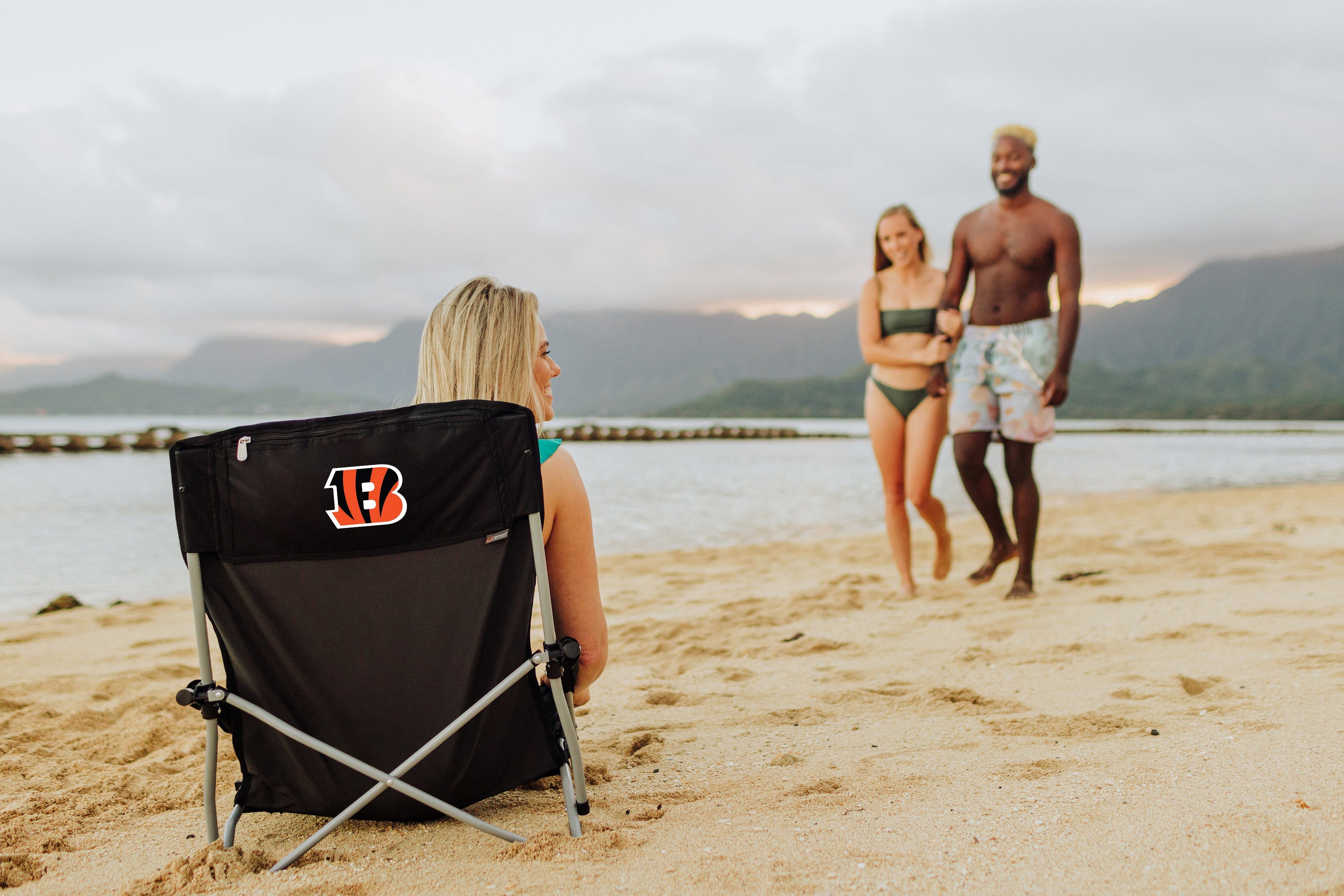 Cincinnati Bengals - Tranquility Beach Chair with Carry Bag