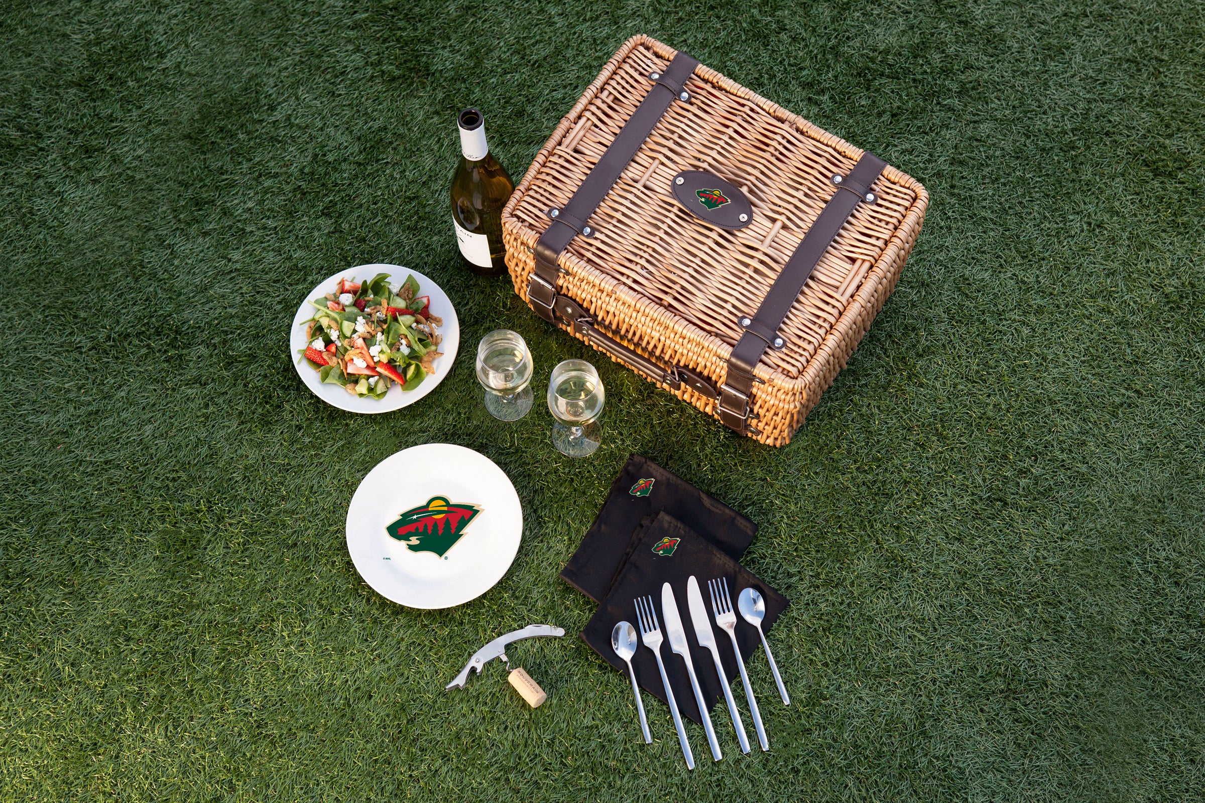 Minnesota Wild - Champion Picnic Basket