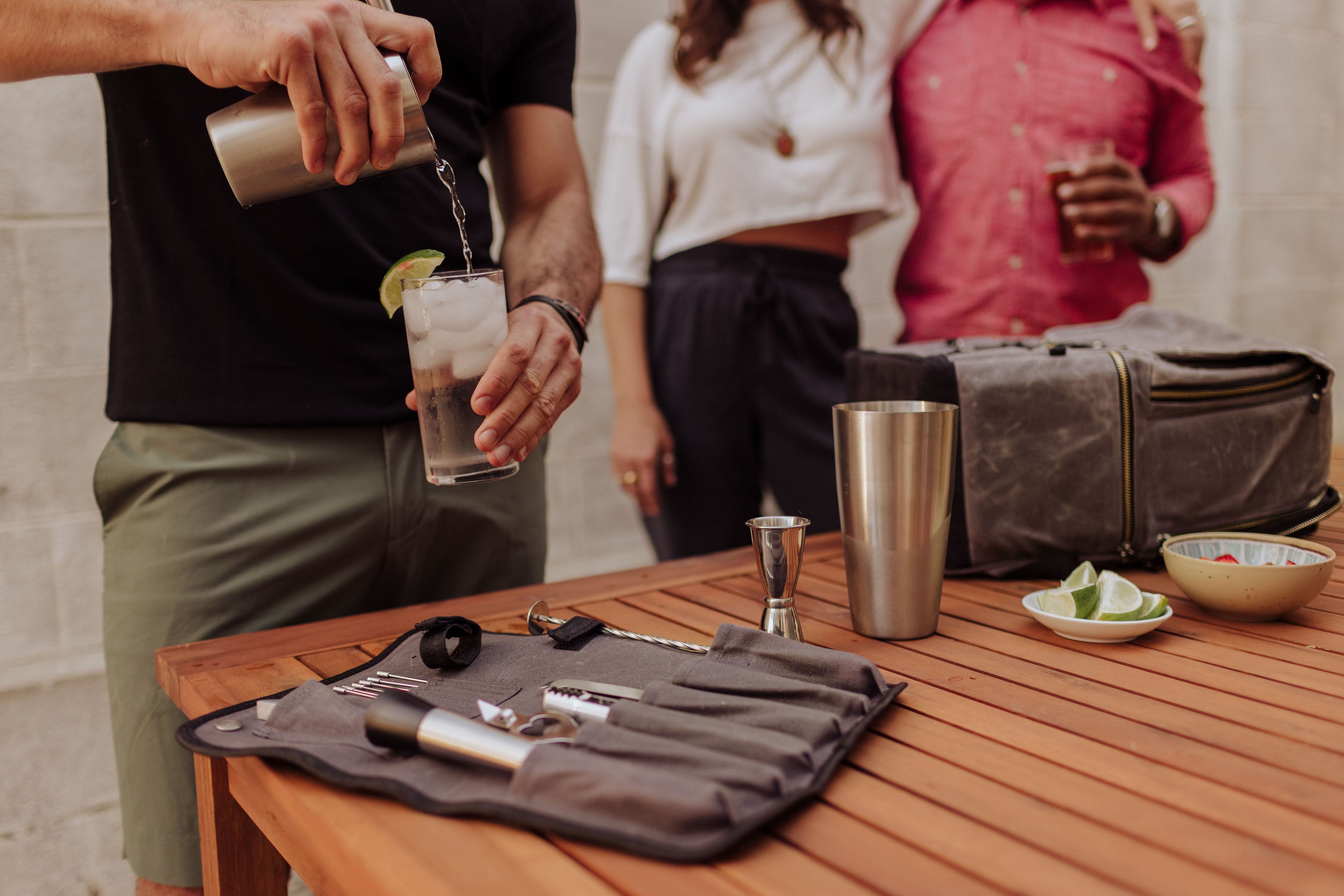 USC Trojans - Bar-Backpack Portable Cocktail Set