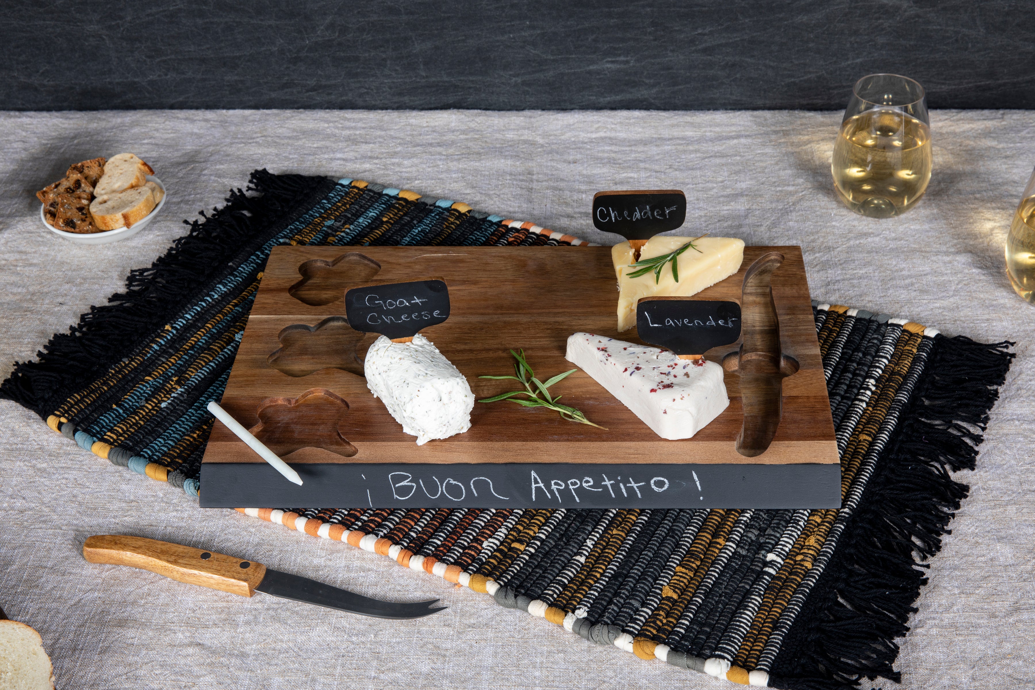 Delio Acacia Cheese Cutting Board & Tools Set